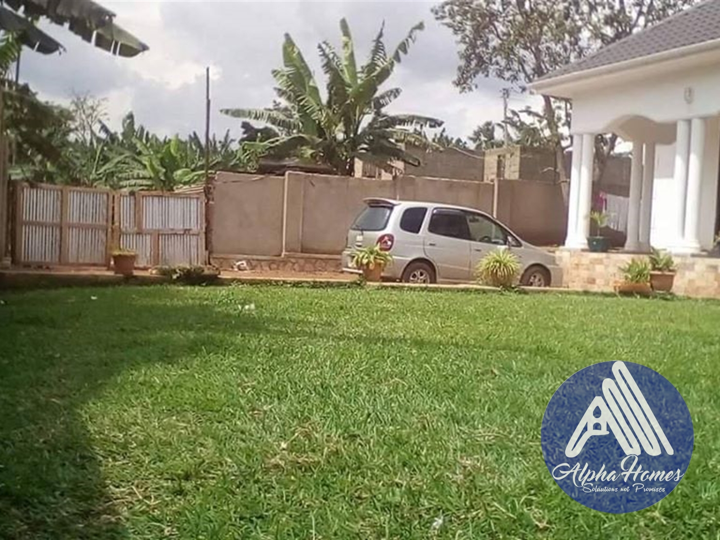 Bungalow for sale in Kasangati Wakiso