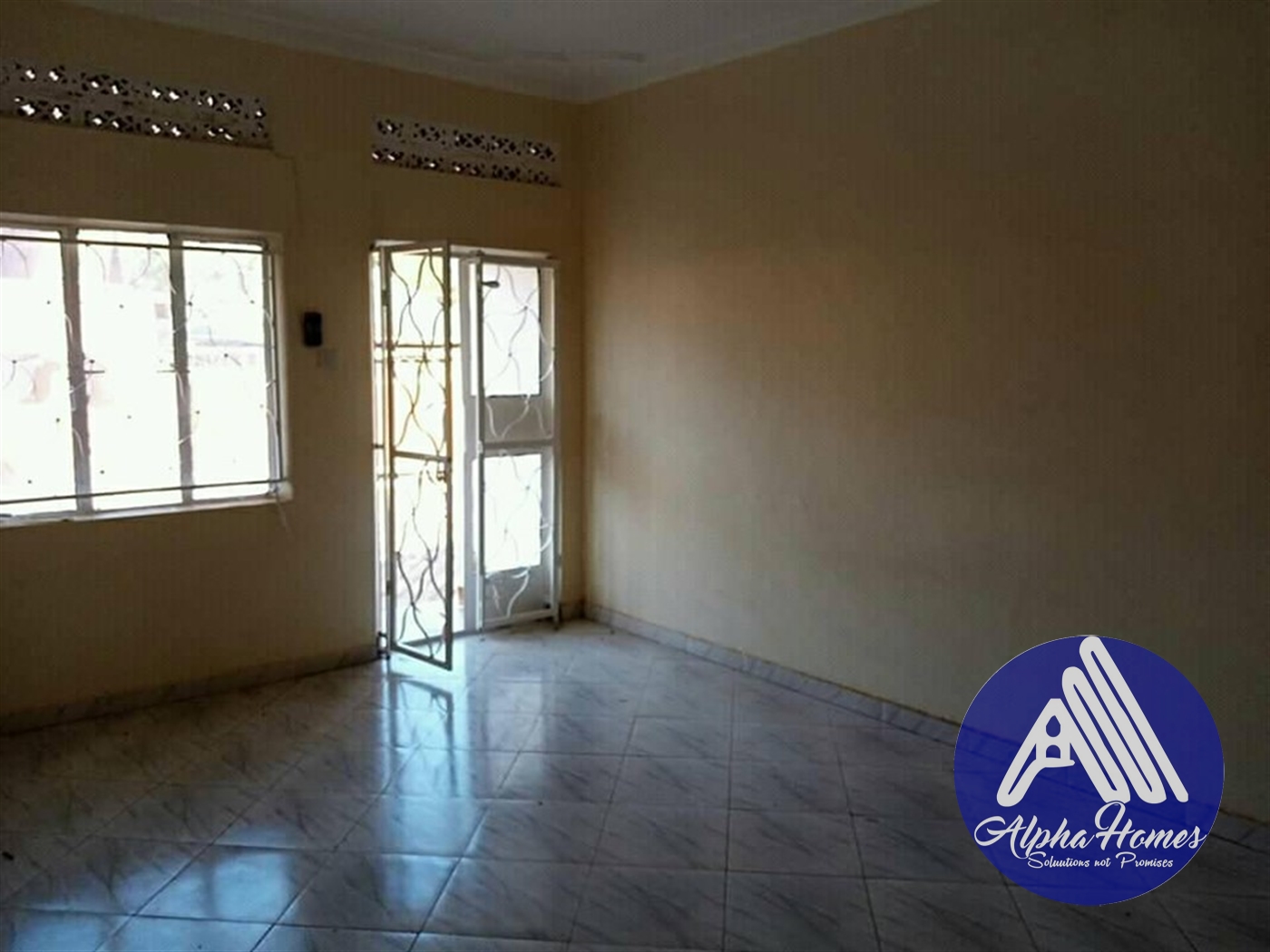 Semi Detached for rent in Bweyogerere Wakiso