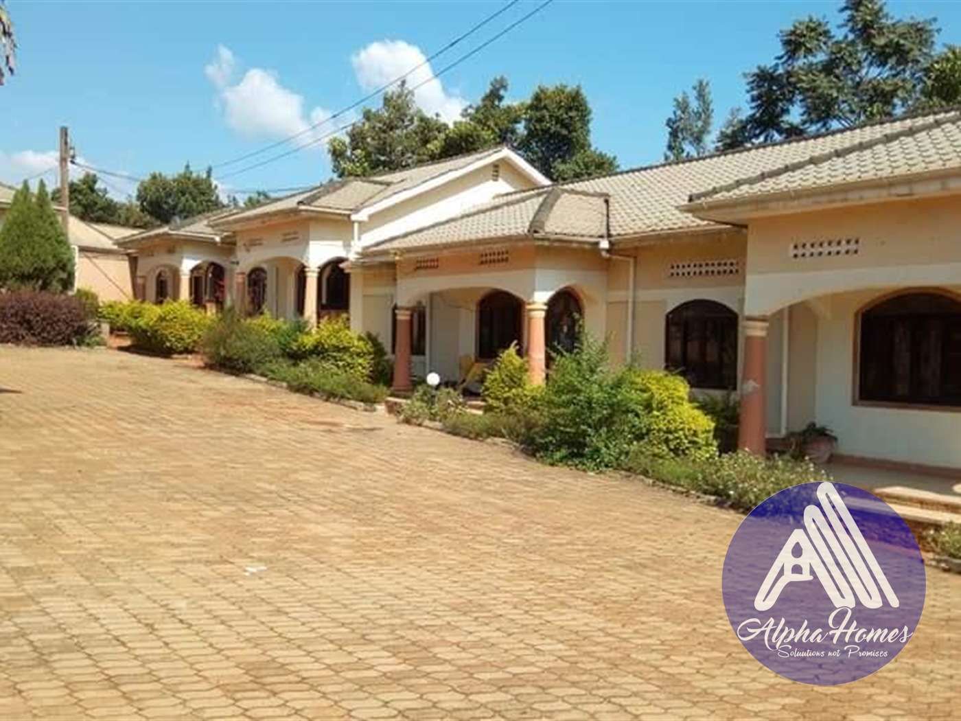 Semi Detached for rent in Bweyogerere Wakiso