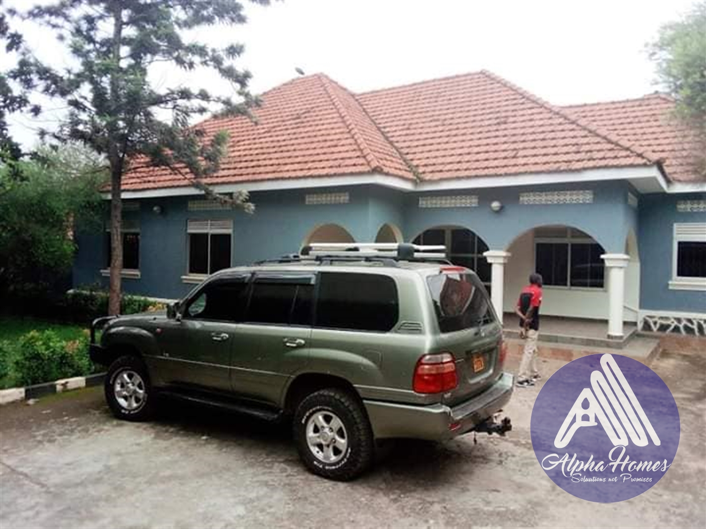 Bungalow for rent in Muyenga Kampala