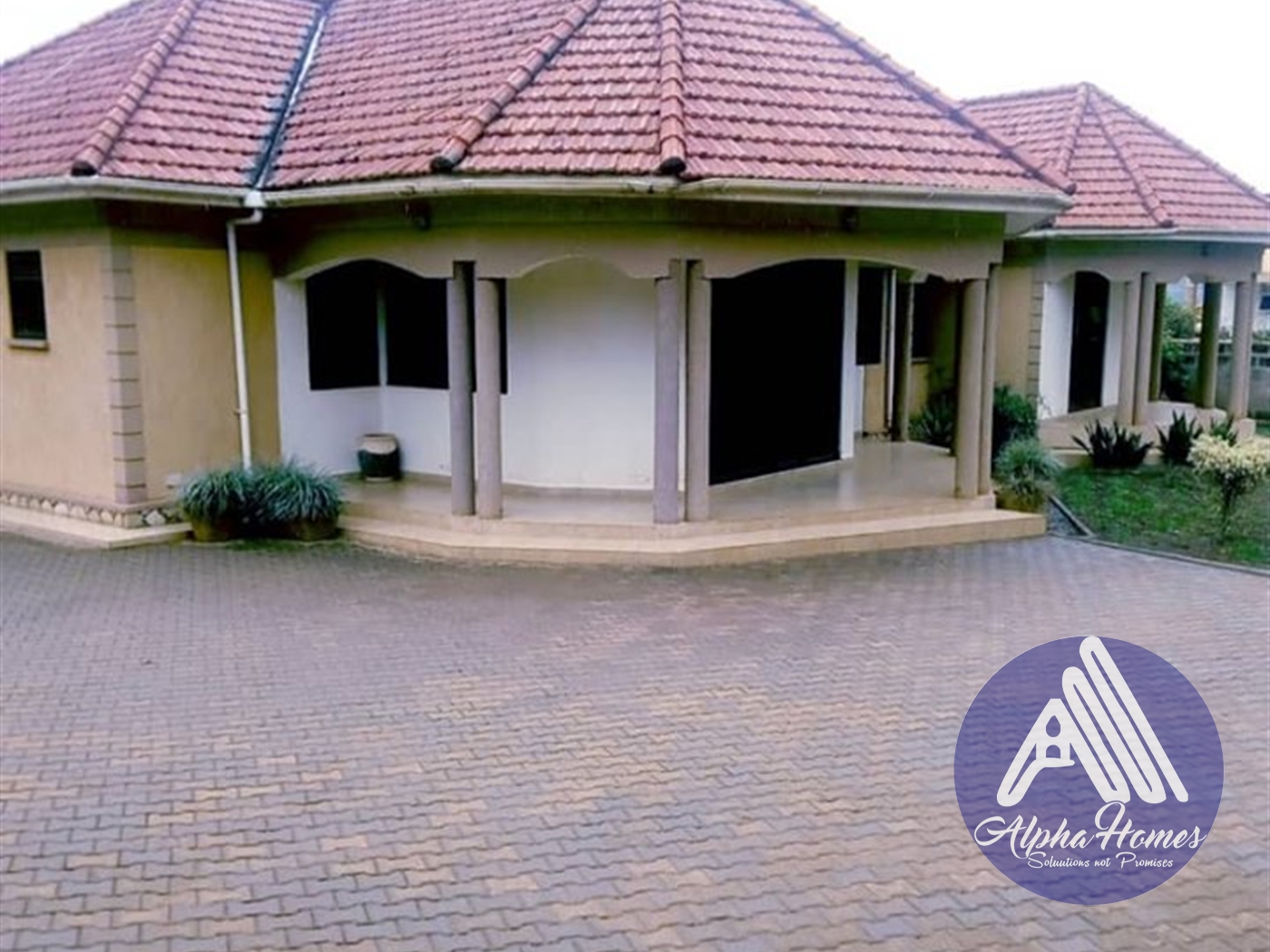 Bungalow for sale in Kira Wakiso