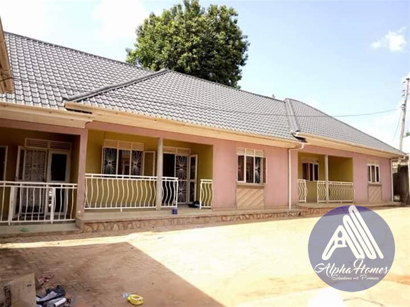 Semi Detached for rent in Kisaasi Kampala