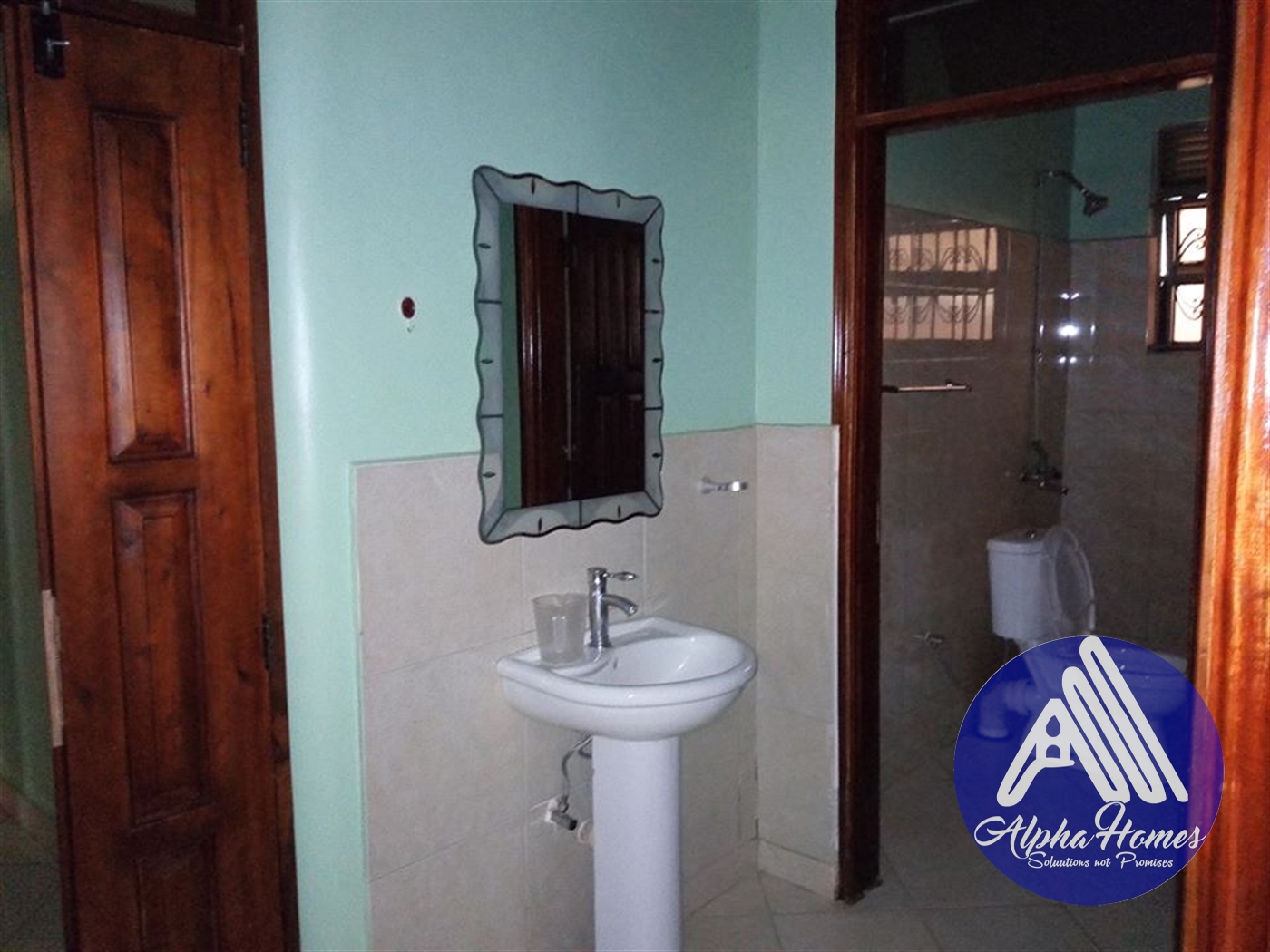 Semi Detached for rent in Kyaliwajjala Wakiso