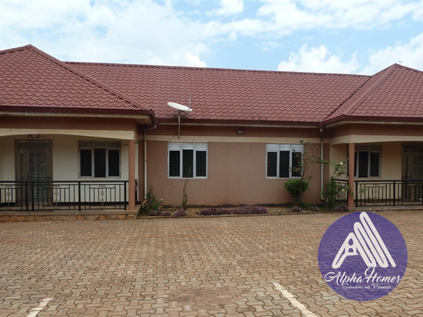 Semi Detached for rent in Kyambogo Kampala