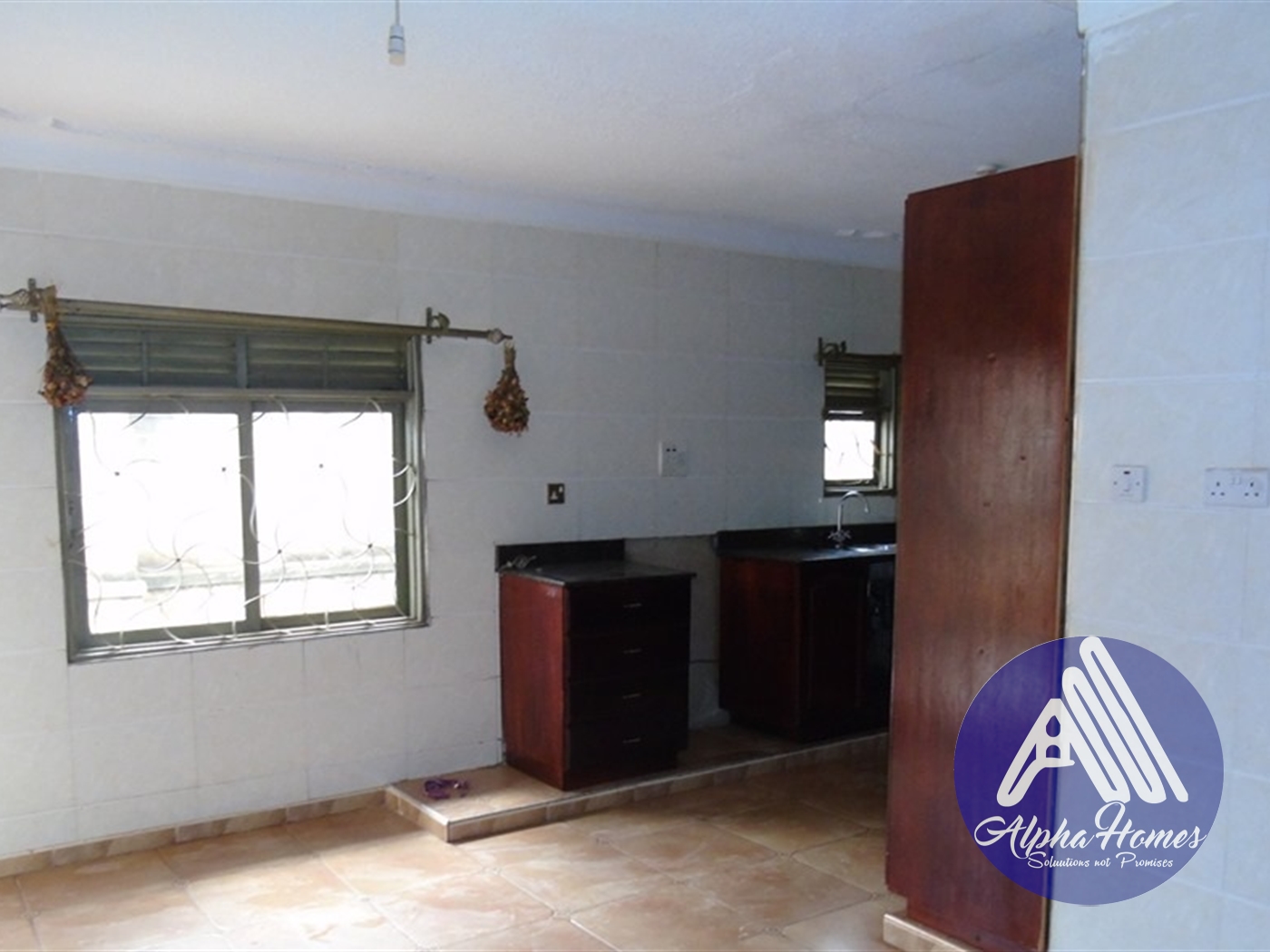 Bungalow for rent in Naalya Kampala