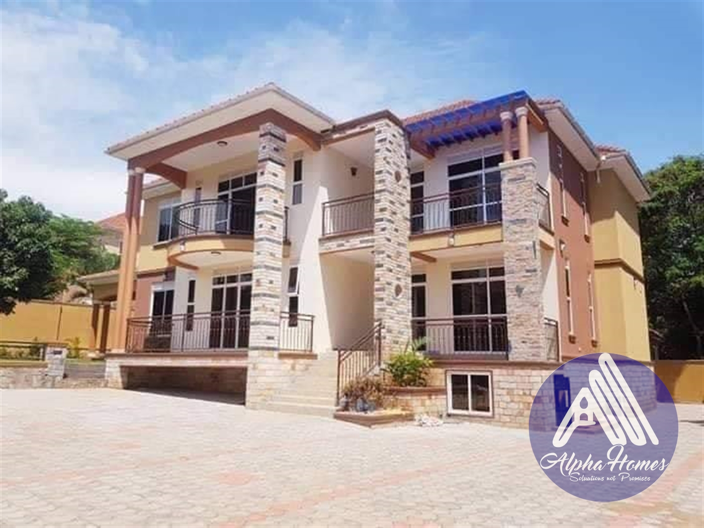 Mansion for sale in Munyonyo Kampala