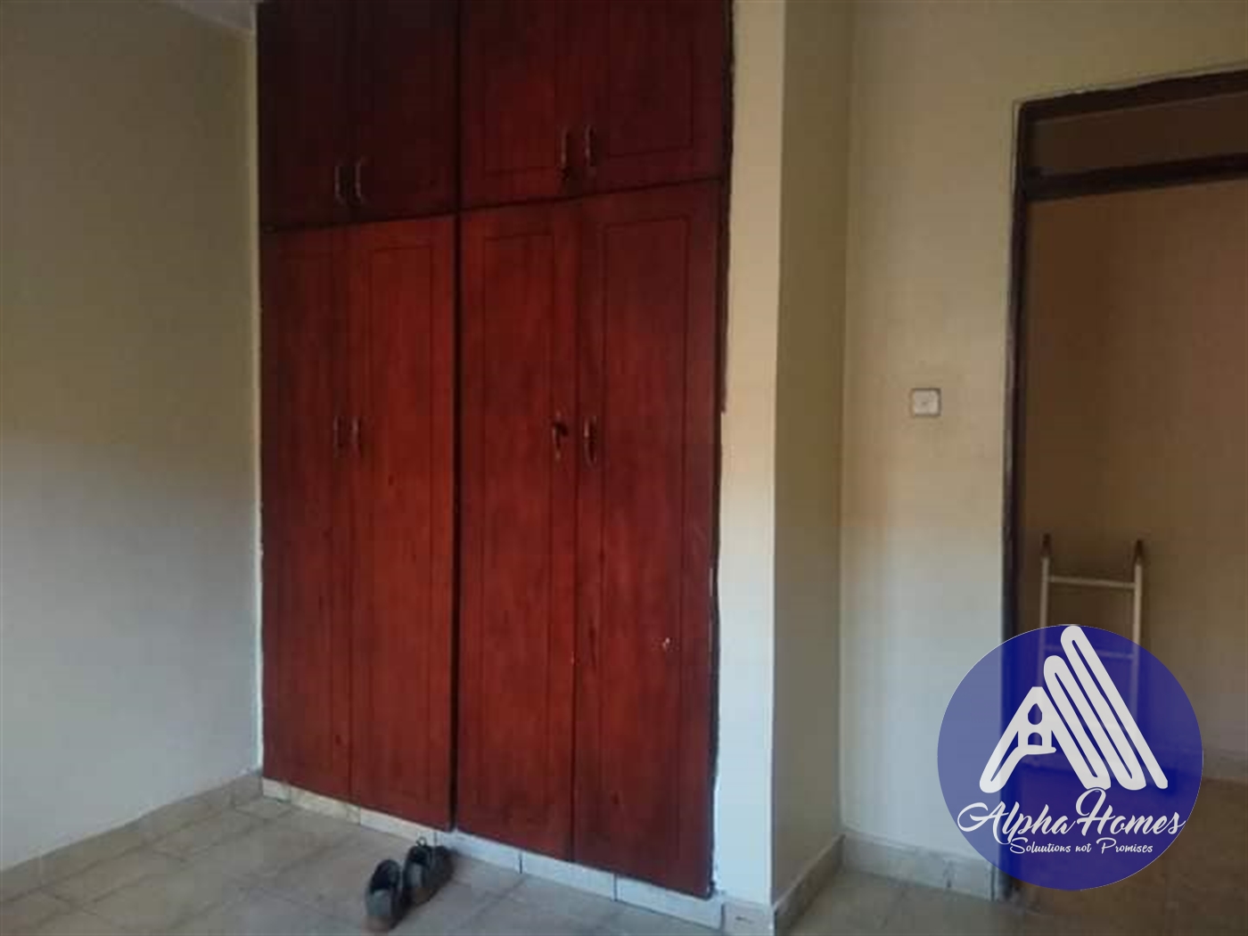 Semi Detached for rent in Naalya Kampala