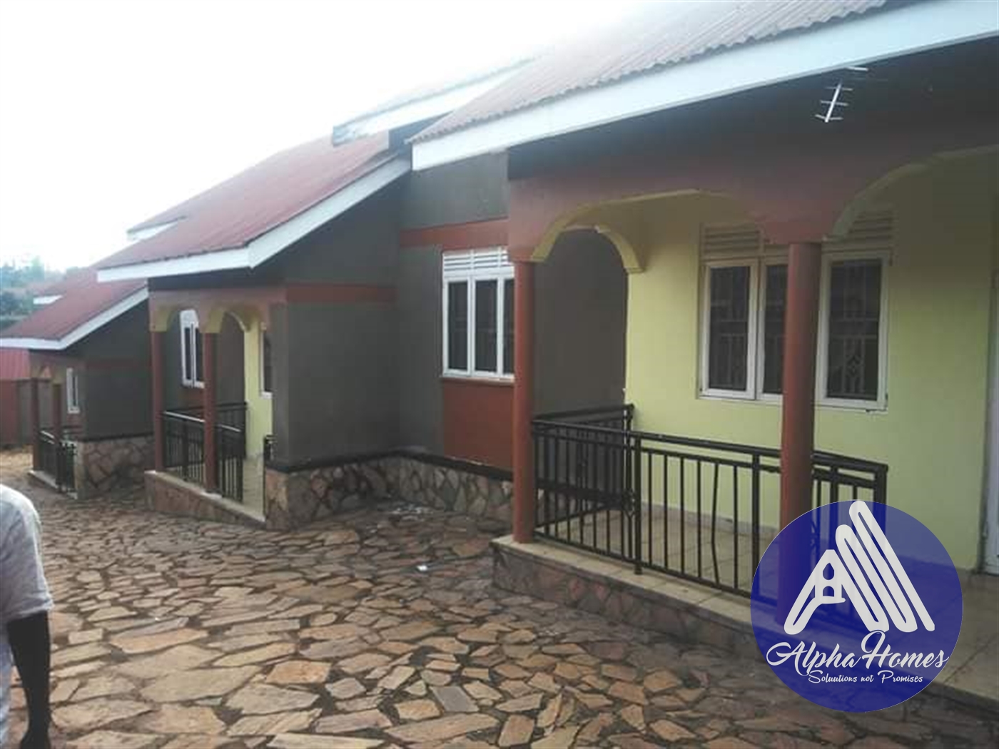 Semi Detached for rent in Naalya Kampala