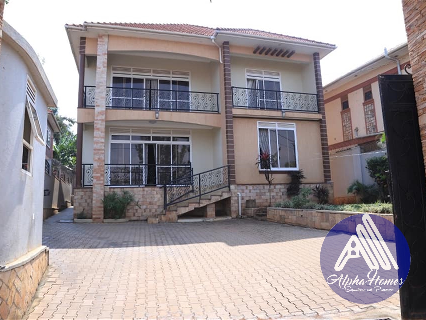 Duplex for sale in Naalya Kampala