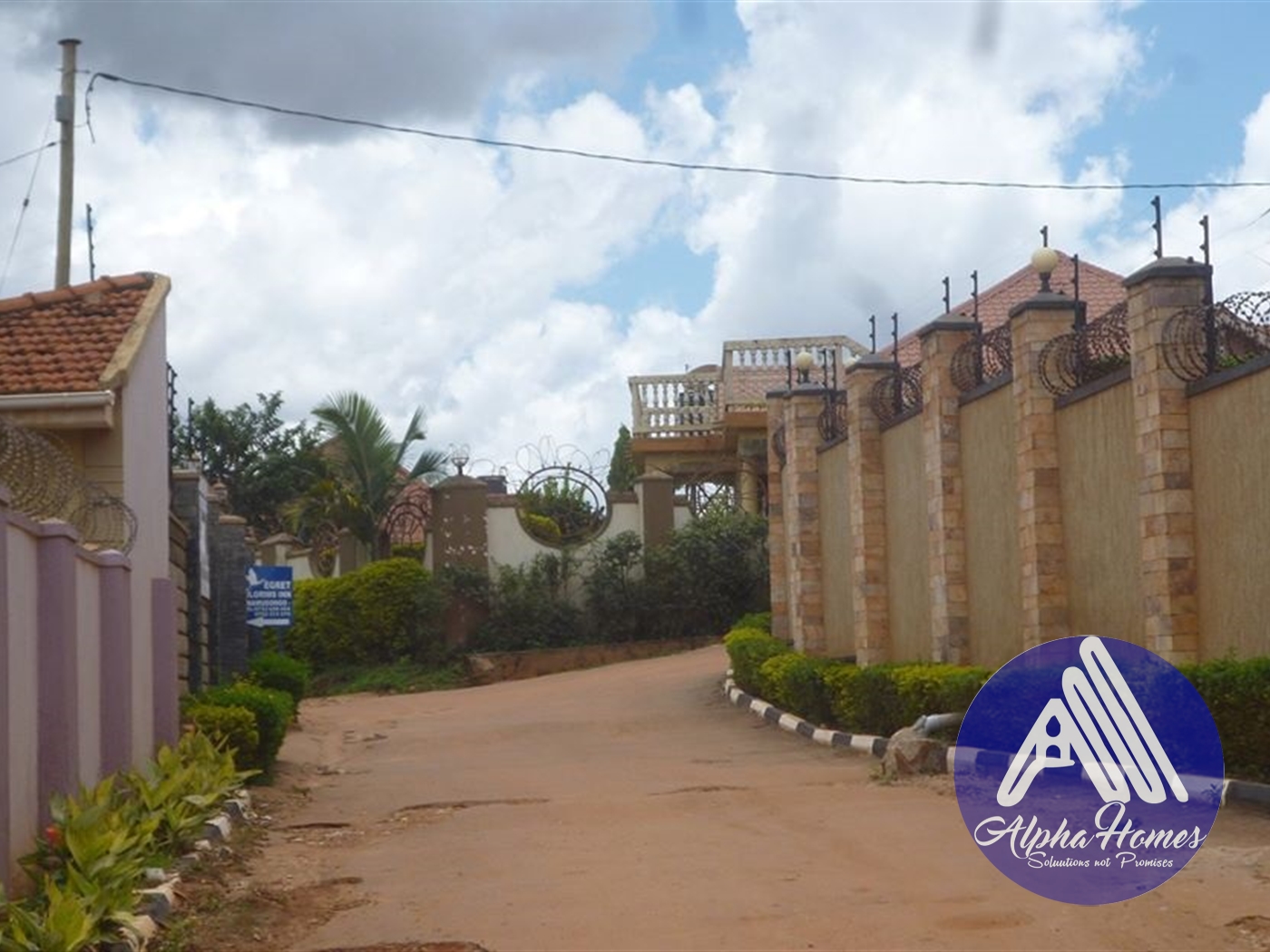 Bungalow for sale in Kyaliwajjala Wakiso