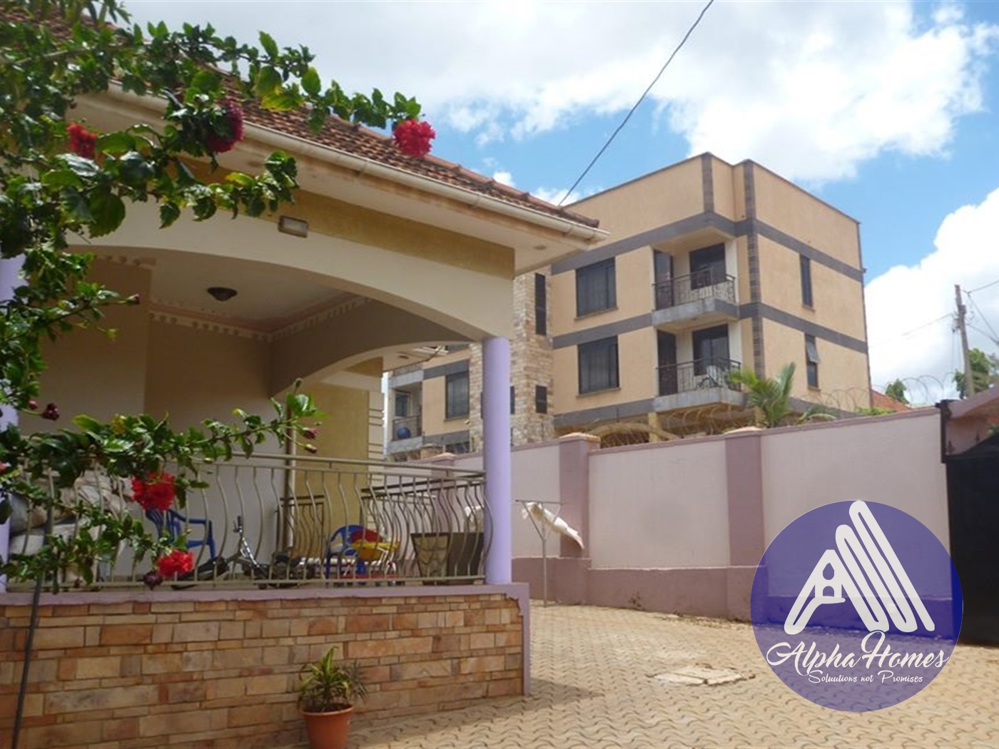 Bungalow for sale in Kyaliwajjala Wakiso