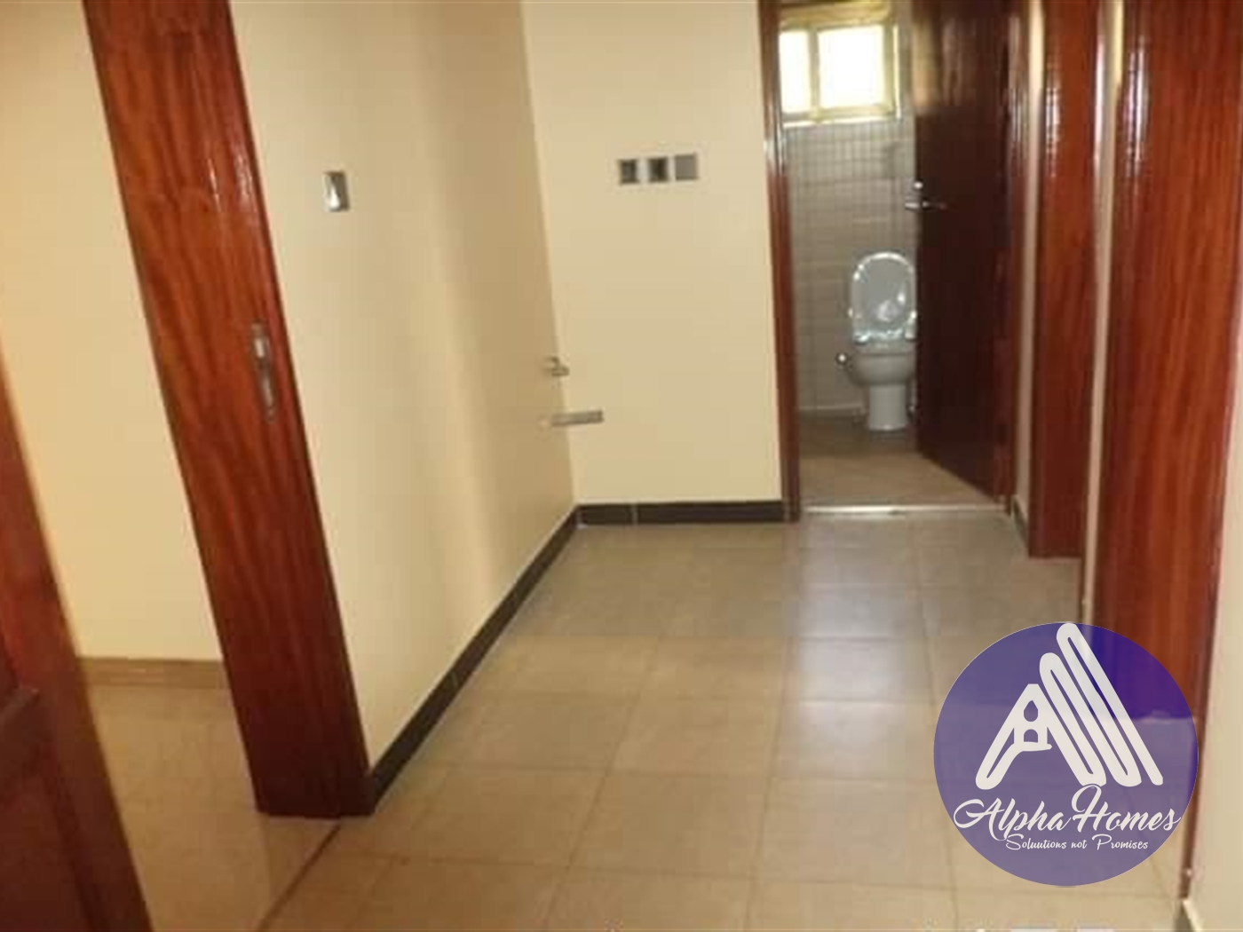 Apartment for rent in Kisaasi Kampala