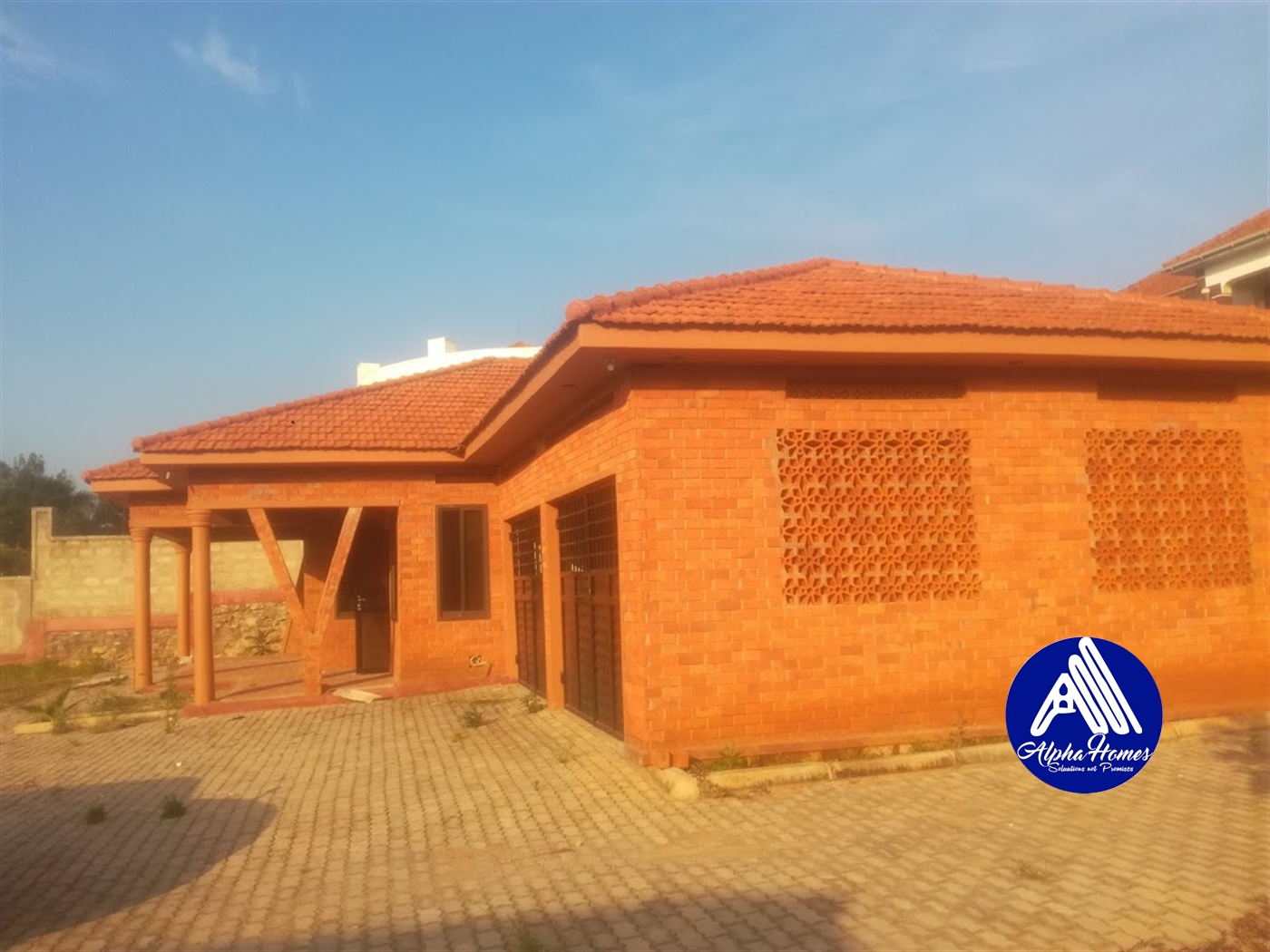 Bungalow for rent in Kira Wakiso