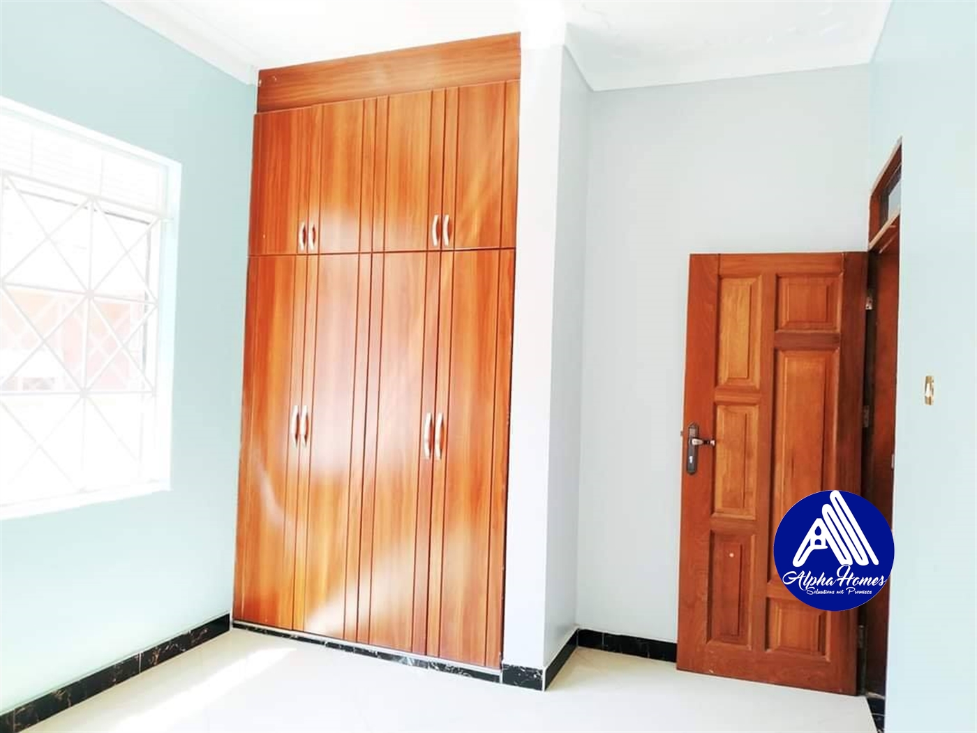 Mansion for sale in Gayaza Wakiso