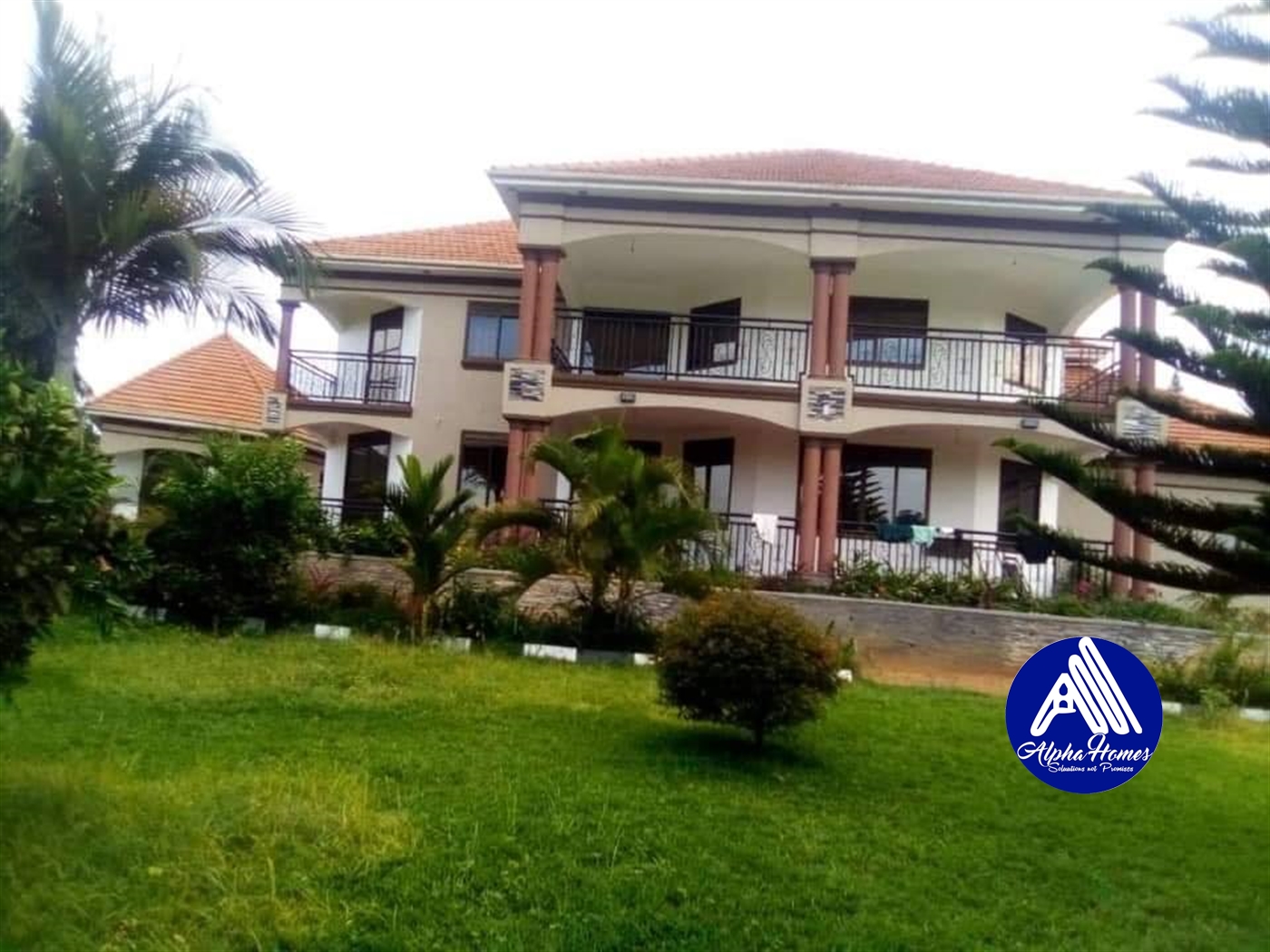 Mansion for sale in Gayaza Wakiso