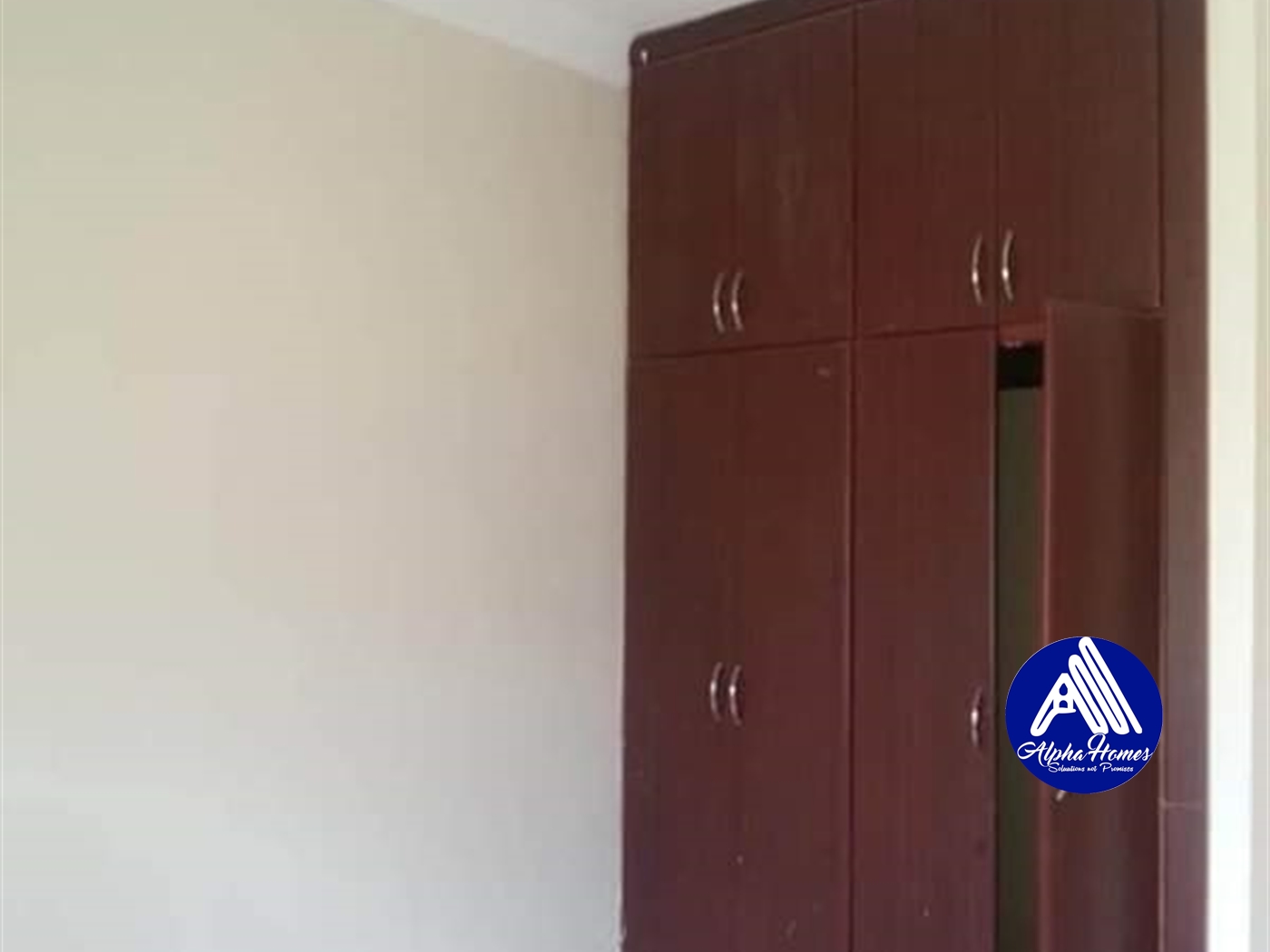 Apartment for rent in Kisaasi Kampala