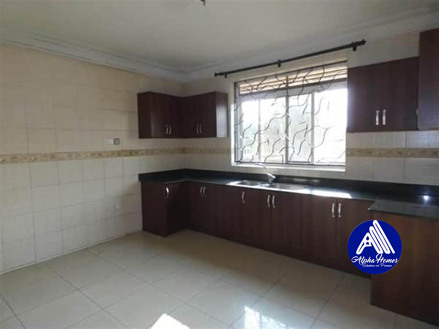 Duplex for rent in Naalya Kampala