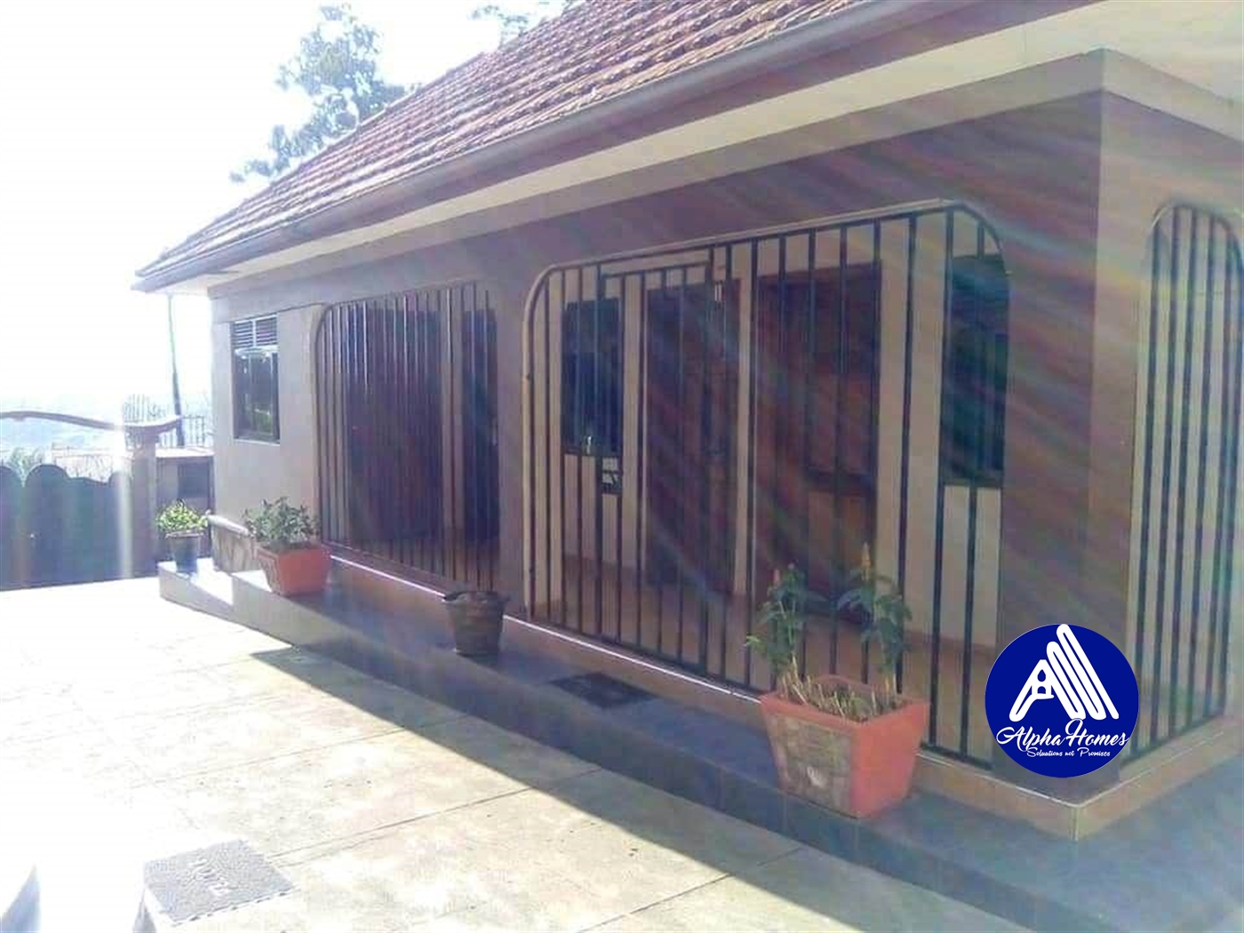Duplex for sale in Bukoto Kampala
