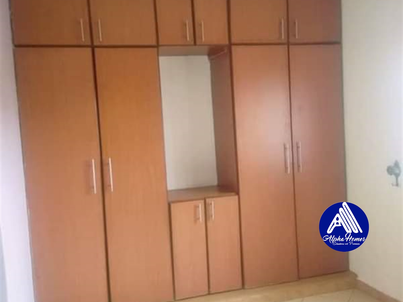 Apartment for rent in Kiwaatule Kampala