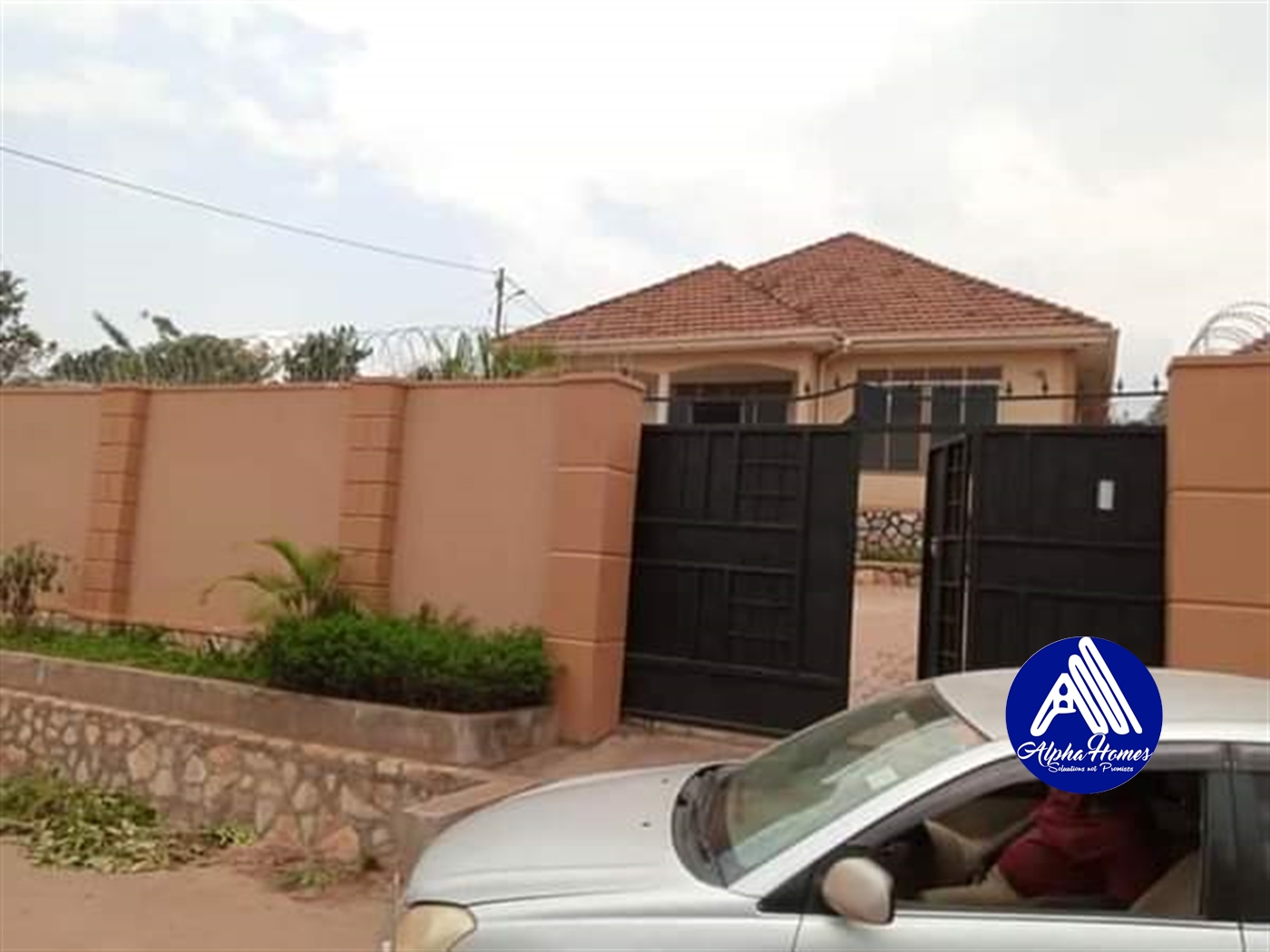 Bungalow for rent in Kira Wakiso