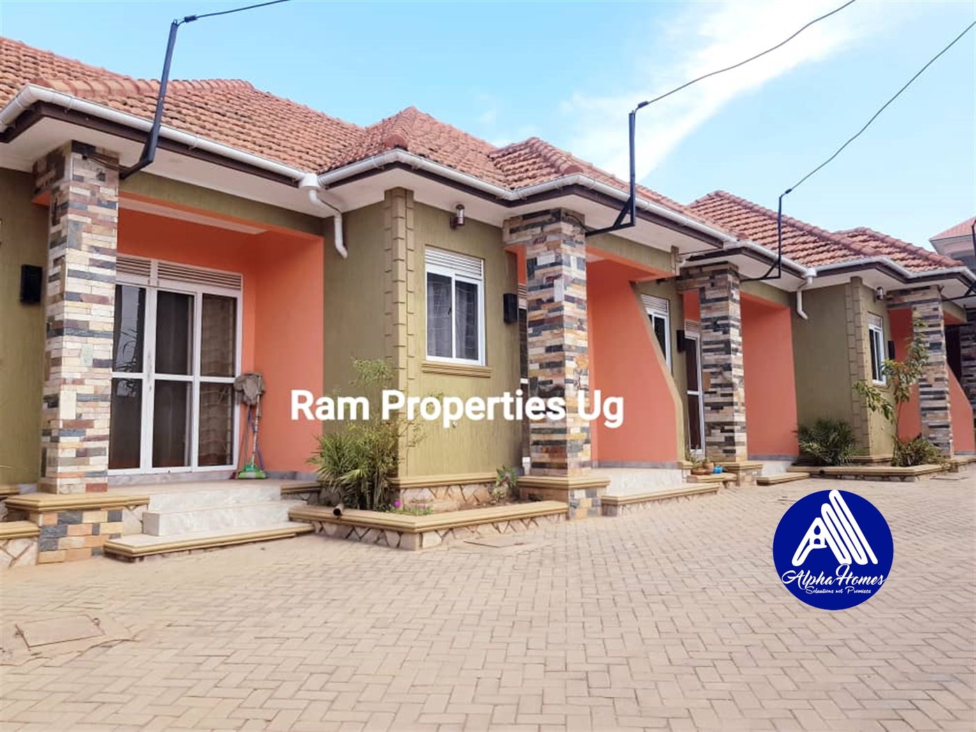 Semi Detached for rent in Muyenga Kampala