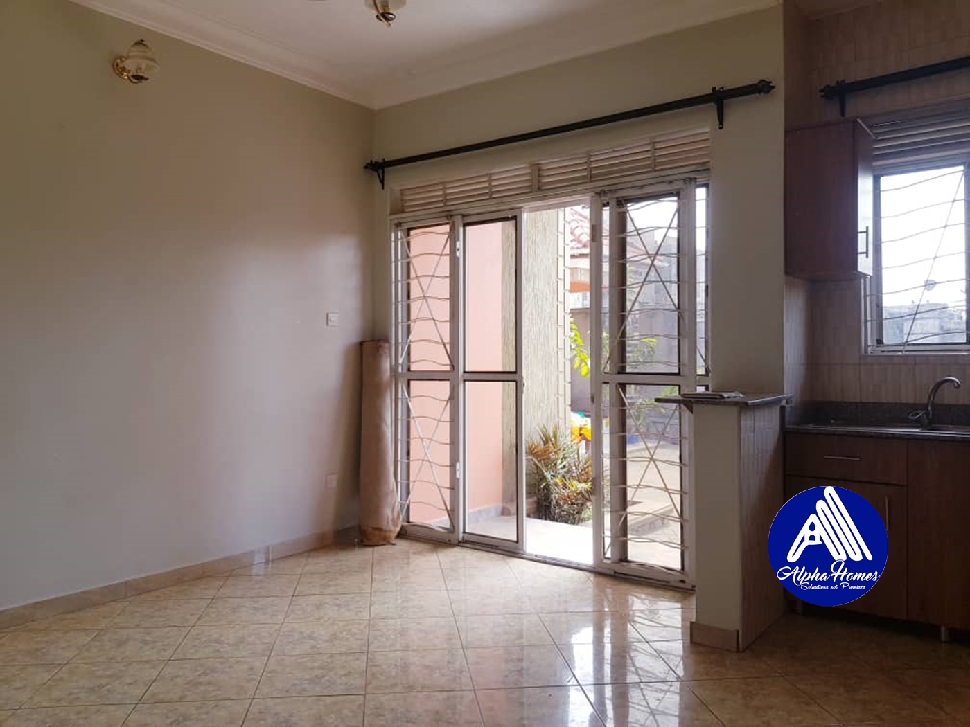 Semi Detached for rent in Muyenga Kampala