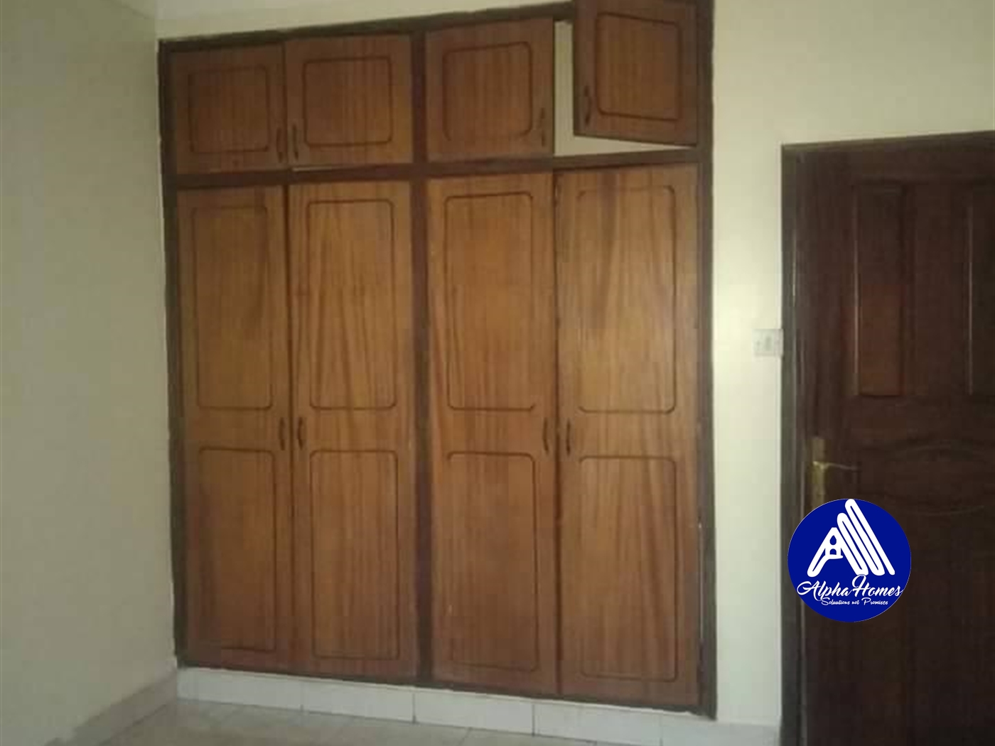 Apartment for rent in Kiwaatule Kampala