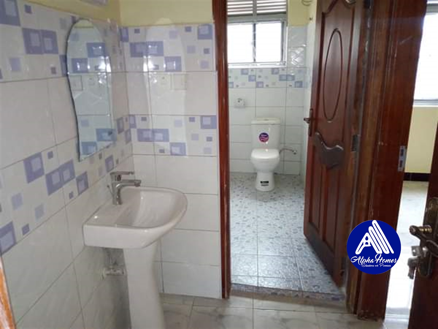 Semi Detached for rent in Kyanja Kampala