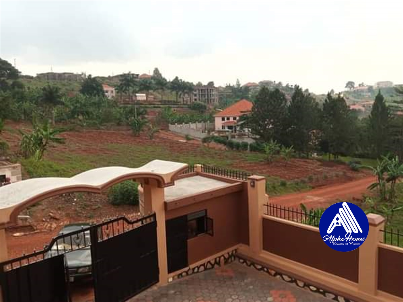 Mansion for sale in Bwebajja Wakiso