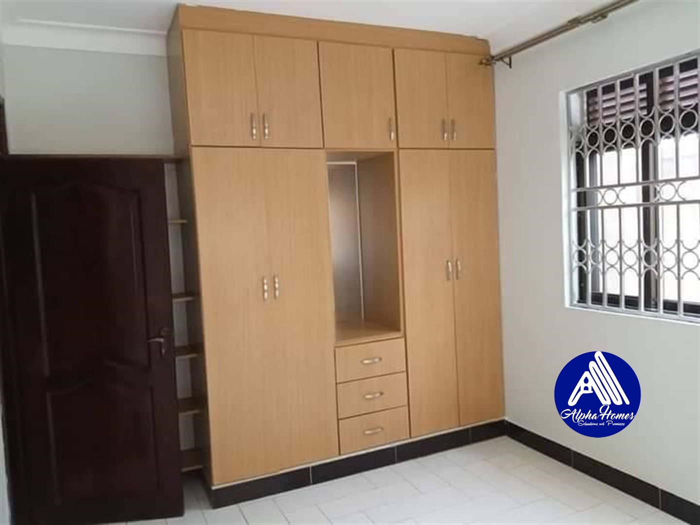 Apartment for rent in Naalya Wakiso