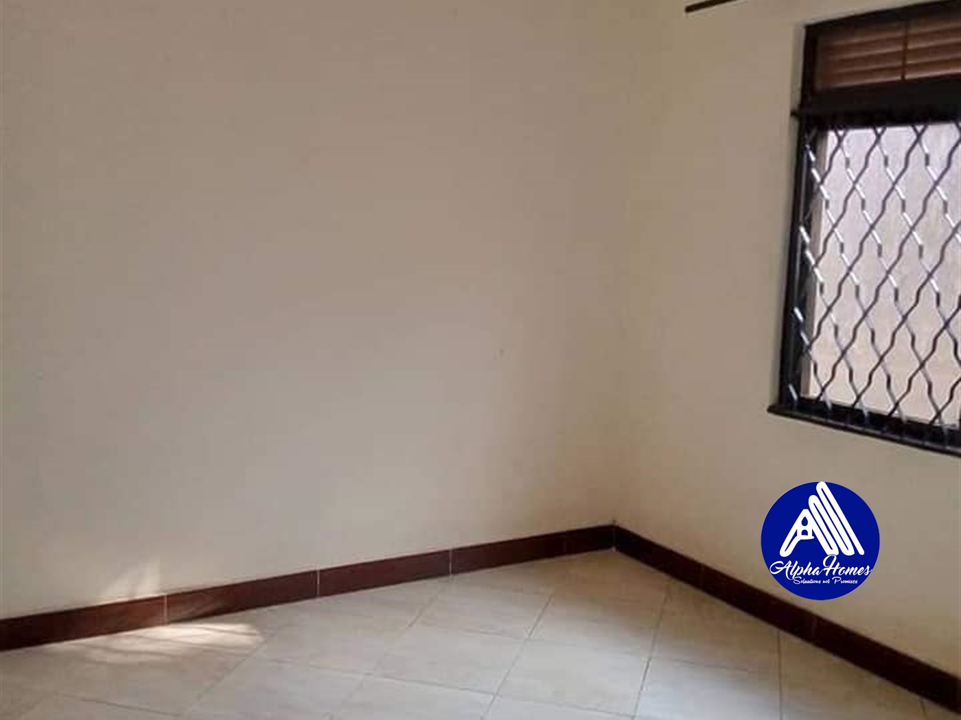 Semi Detached for rent in Kisaasi Kampala