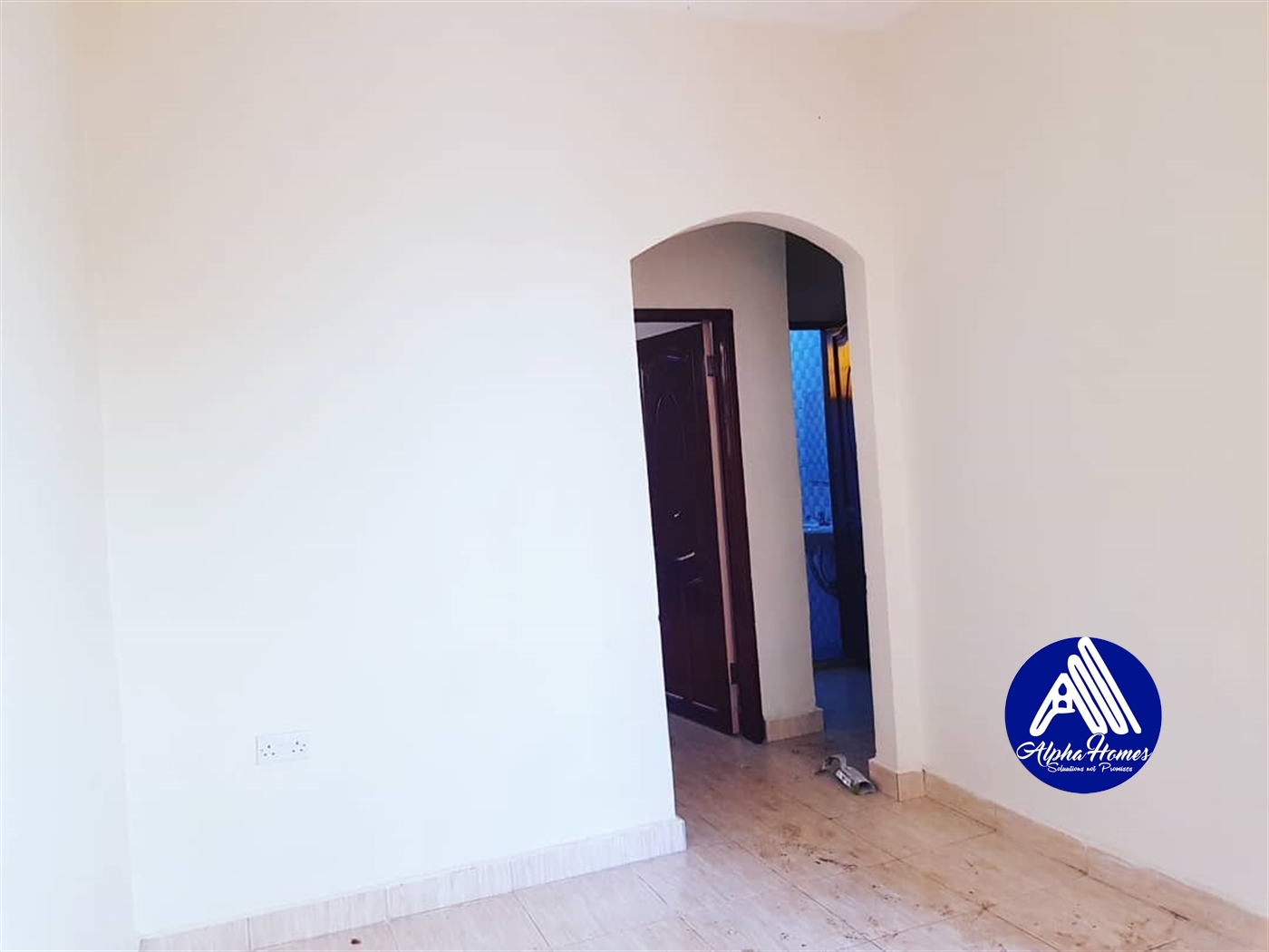 Semi Detached for rent in Lukuli Kampala