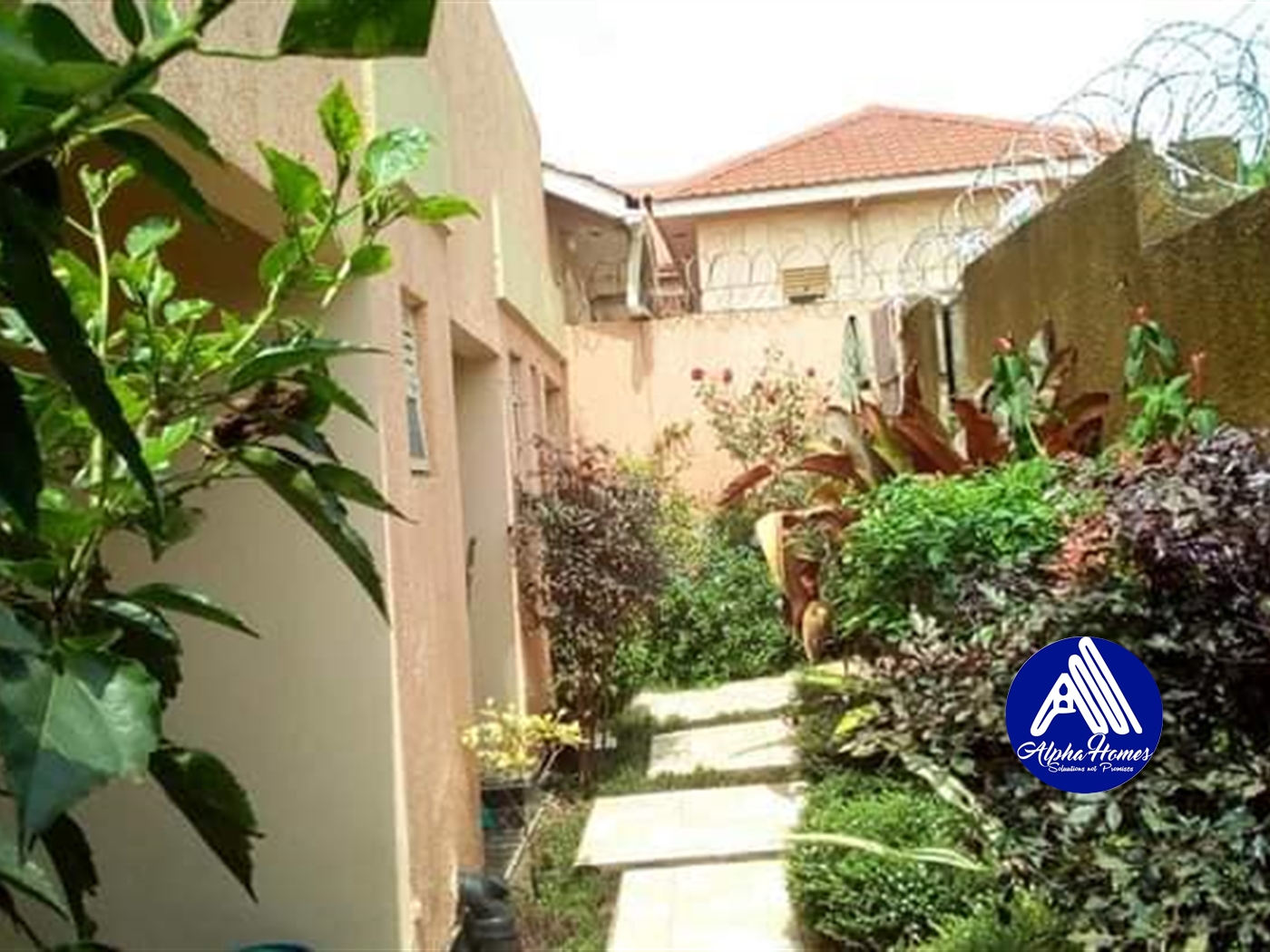 Semi Detached for rent in Kireka Kampala