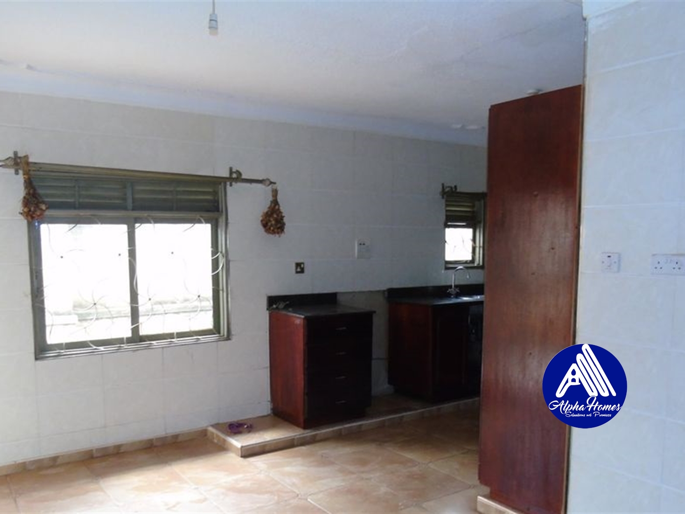 Bungalow for rent in Naalya Wakiso