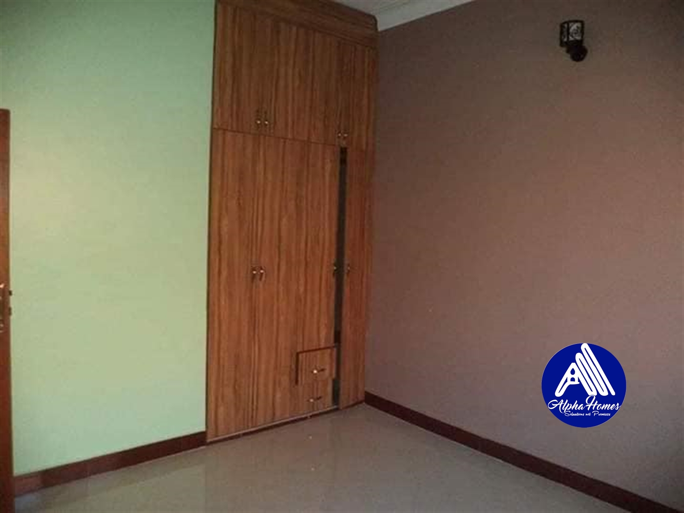 Semi Detached for rent in Kisaasi Kampala