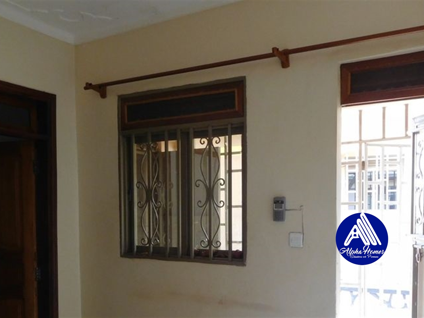 Semi Detached for rent in Bweyogerere Wakiso