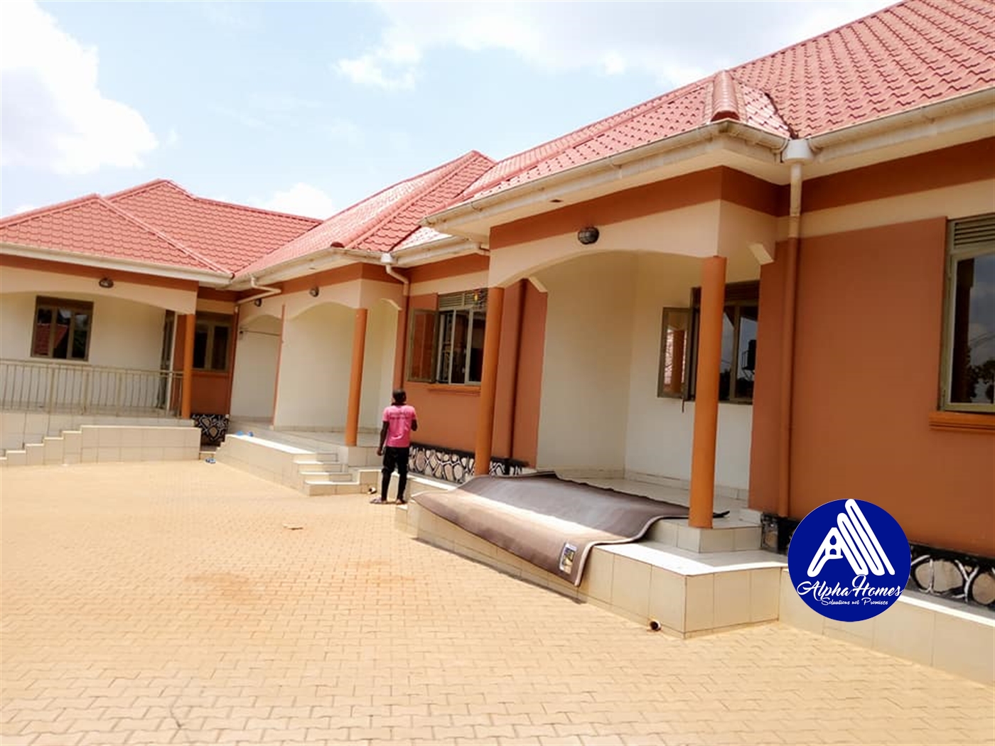 Semi Detached for rent in Bweyogerere Wakiso