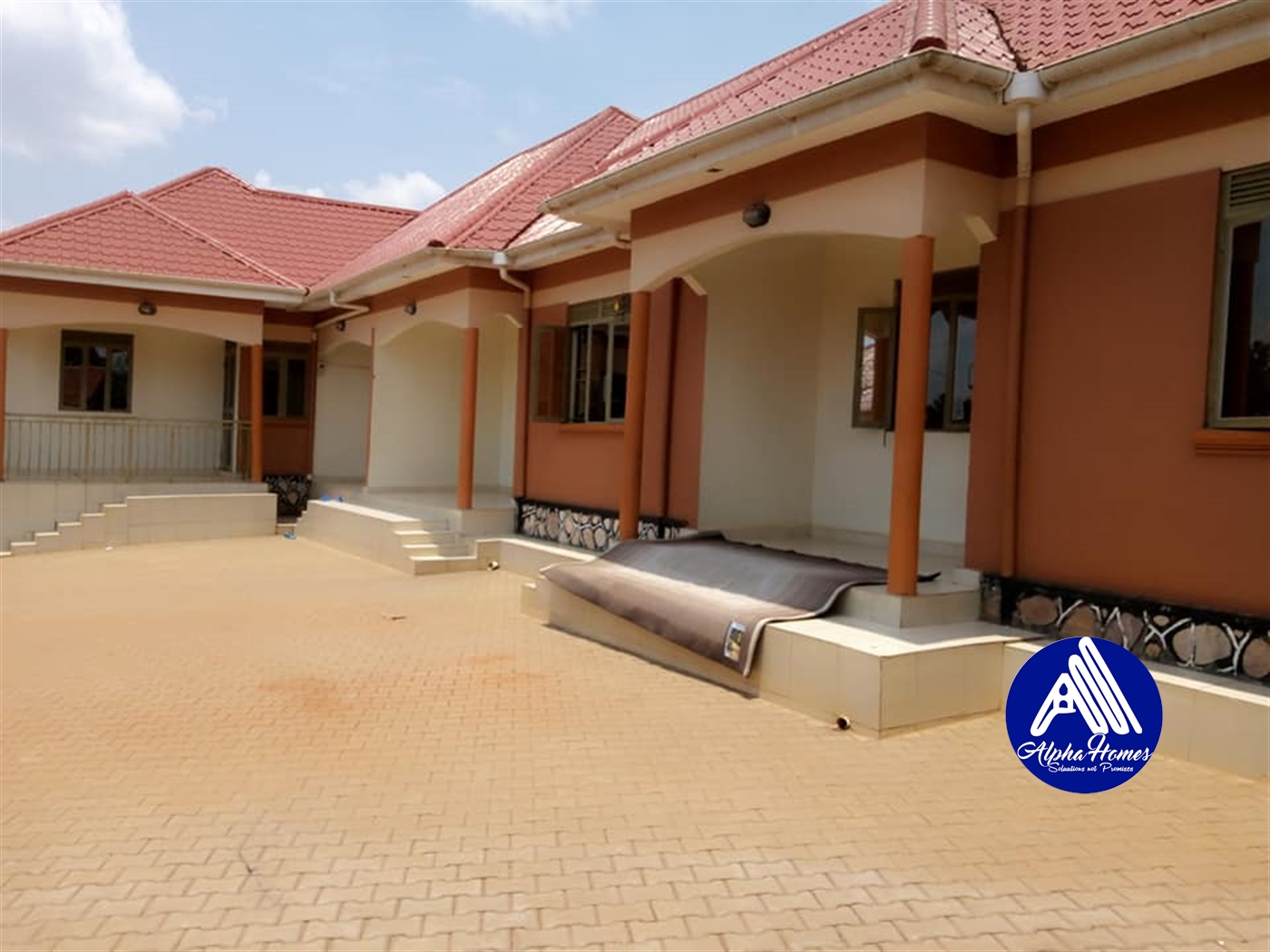 Semi Detached for rent in Bweyogerere Wakiso