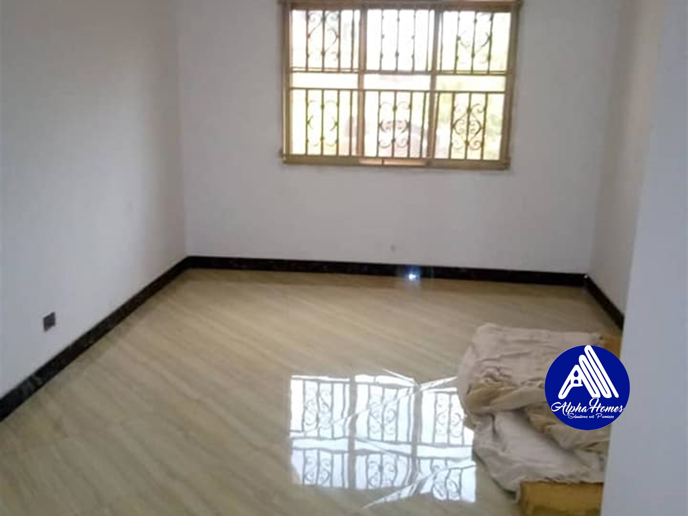 Bungalow for sale in Wakisotowncenter Wakiso