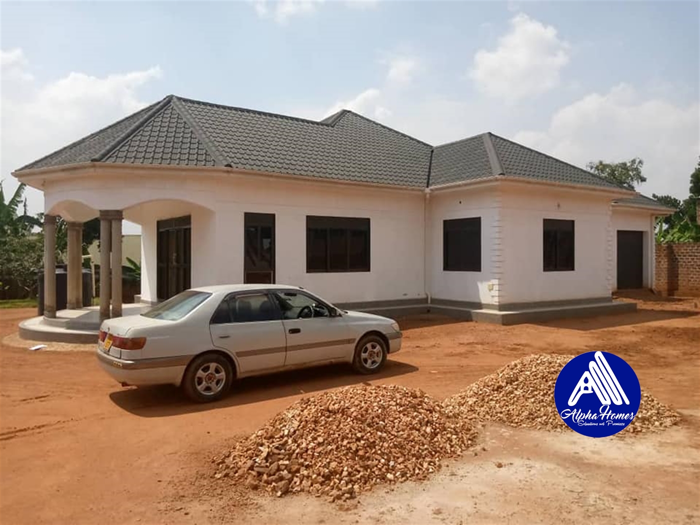 Bungalow for sale in Wakisotowncenter Wakiso