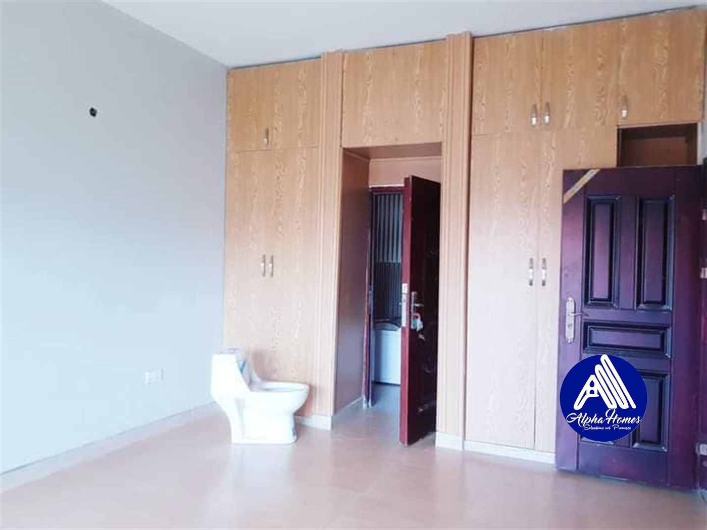 Duplex for rent in Muyenga Kampala