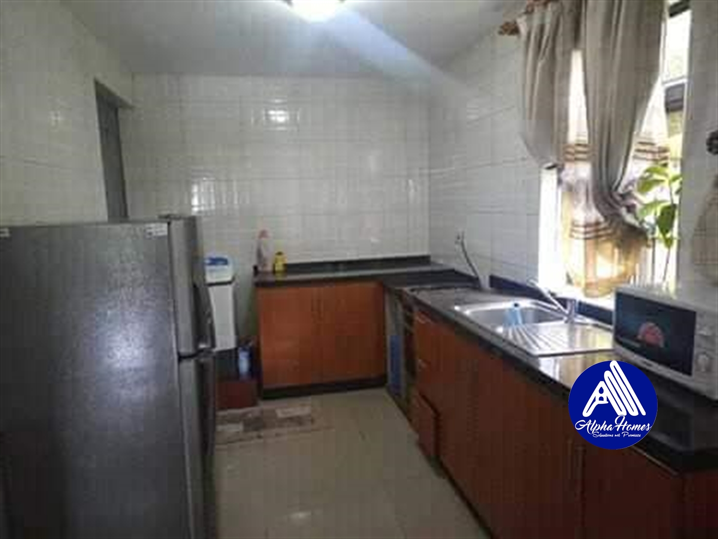 Storeyed house for rent in Muyenga Kampala