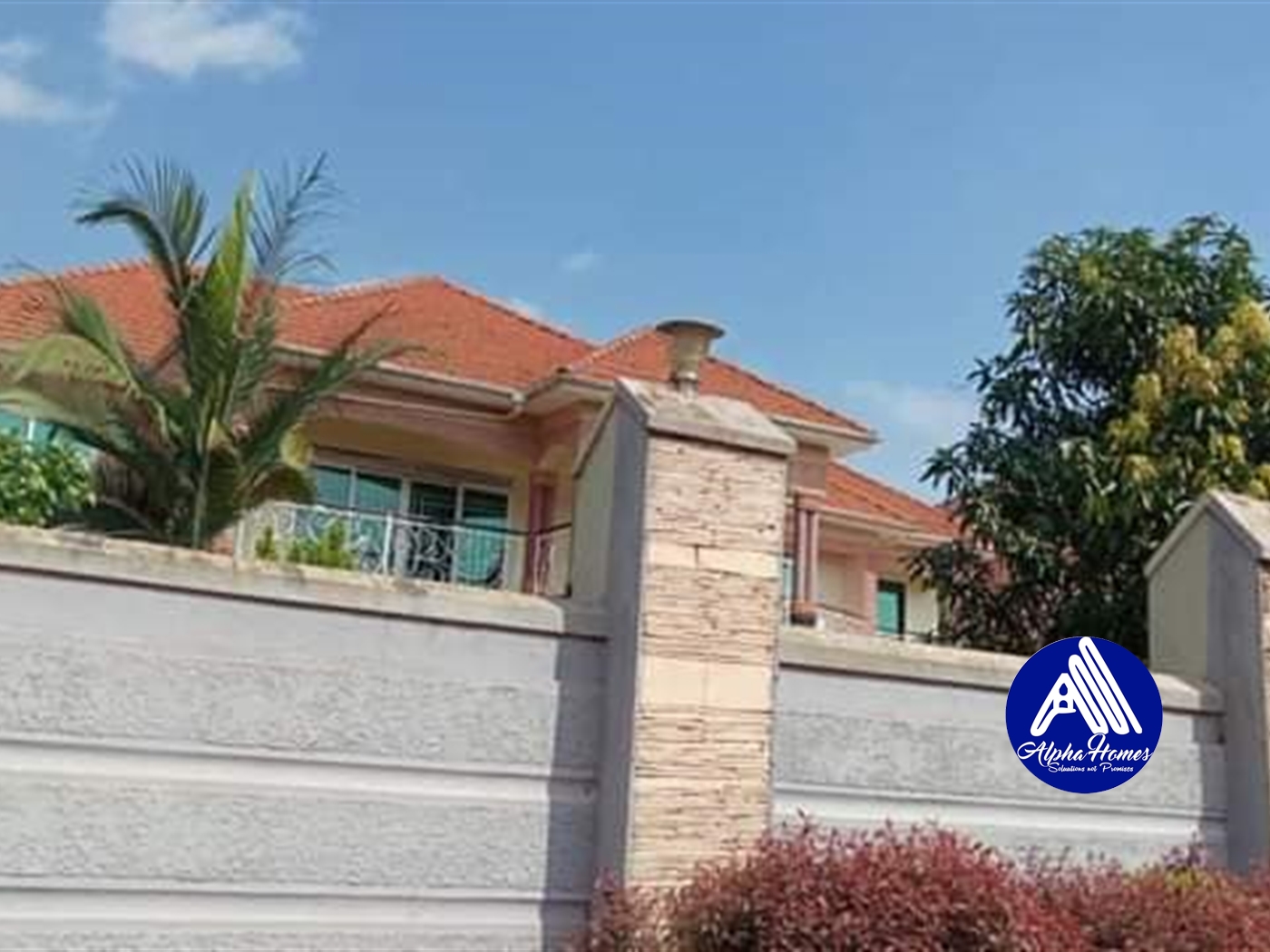 Bungalow for sale in Kitende Wakiso