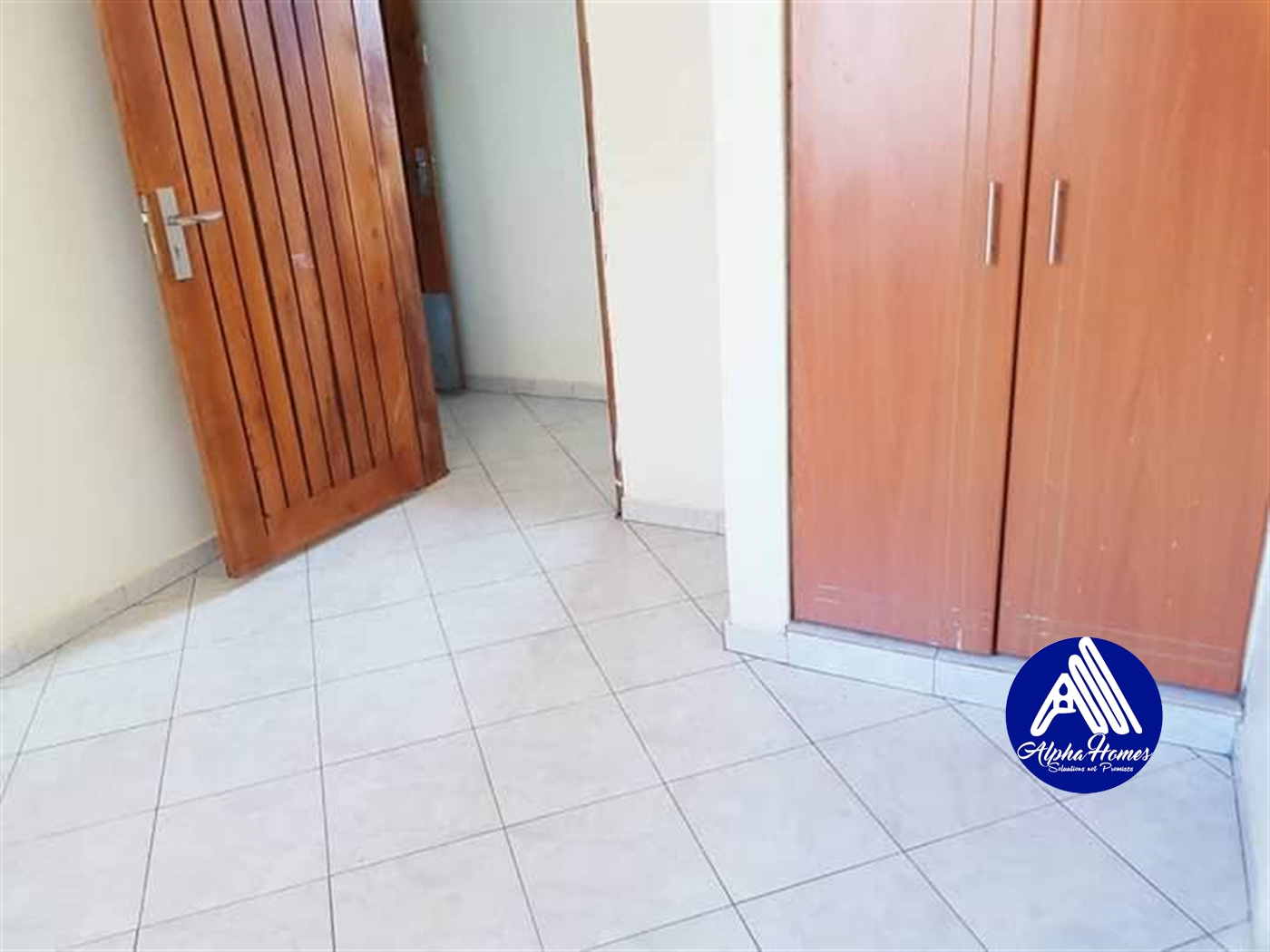 Semi Detached for rent in Buziga Kampala