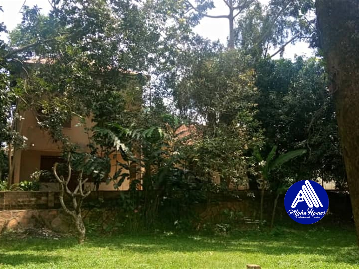 Bungalow for sale in Mengo Kampala