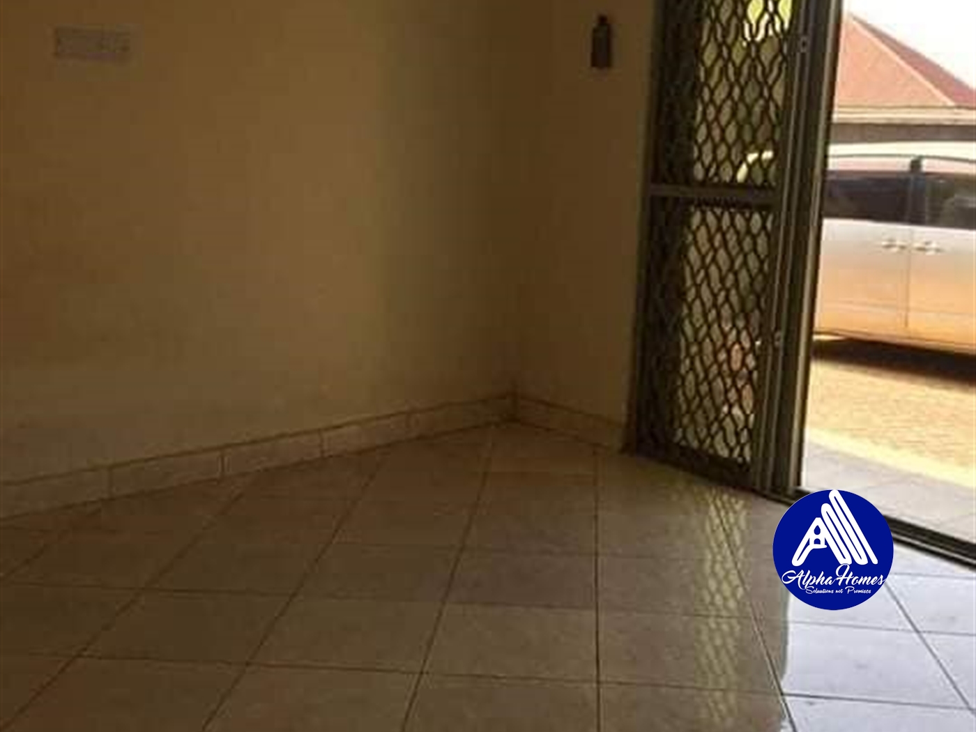 Semi Detached for rent in Kisaasi Kampala