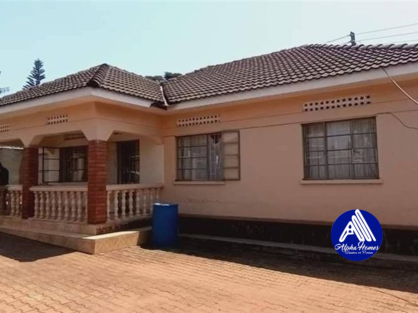 Bungalow for sale in Mutungo Kampala