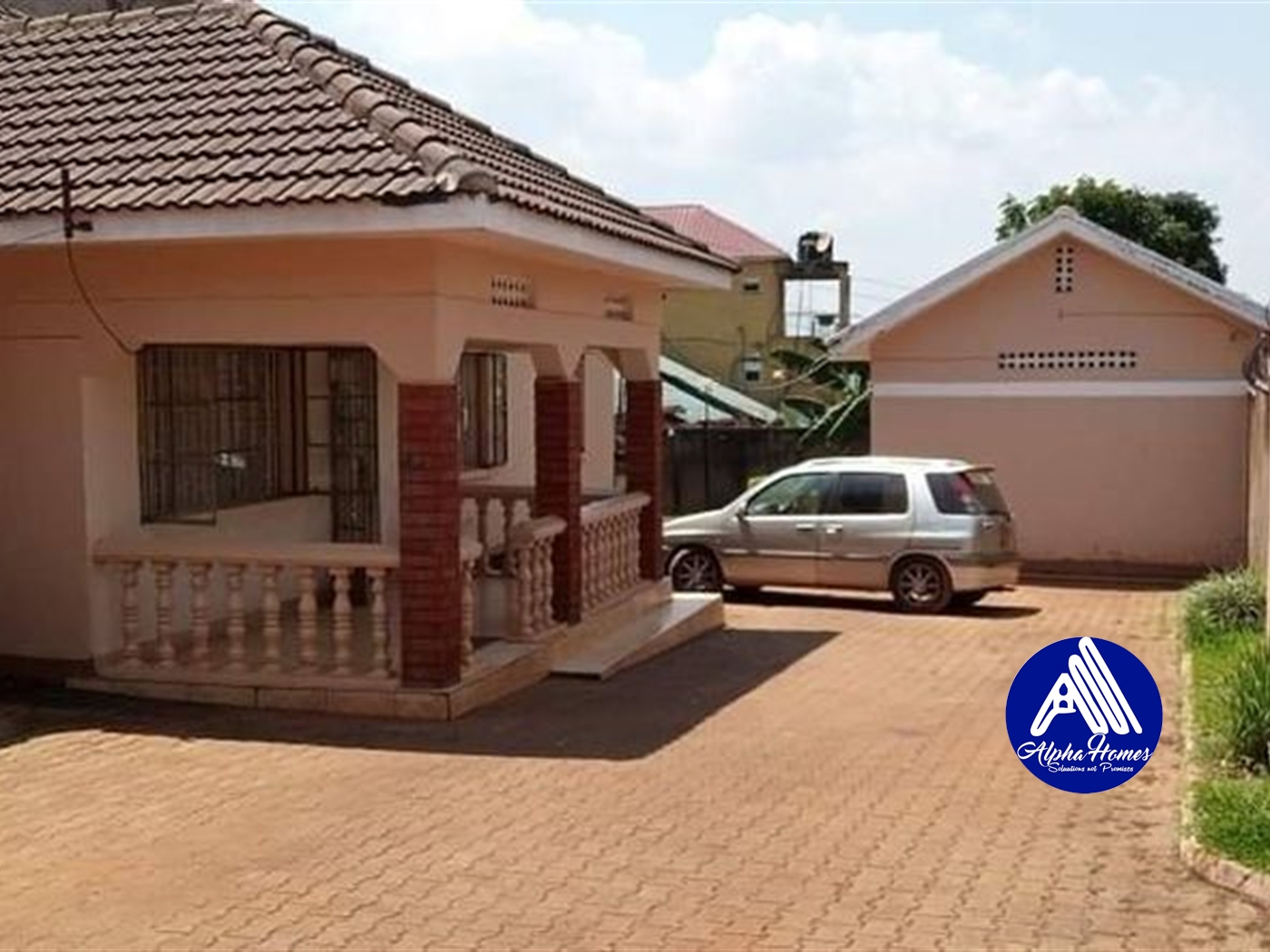 Bungalow for sale in Mutungo Kampala