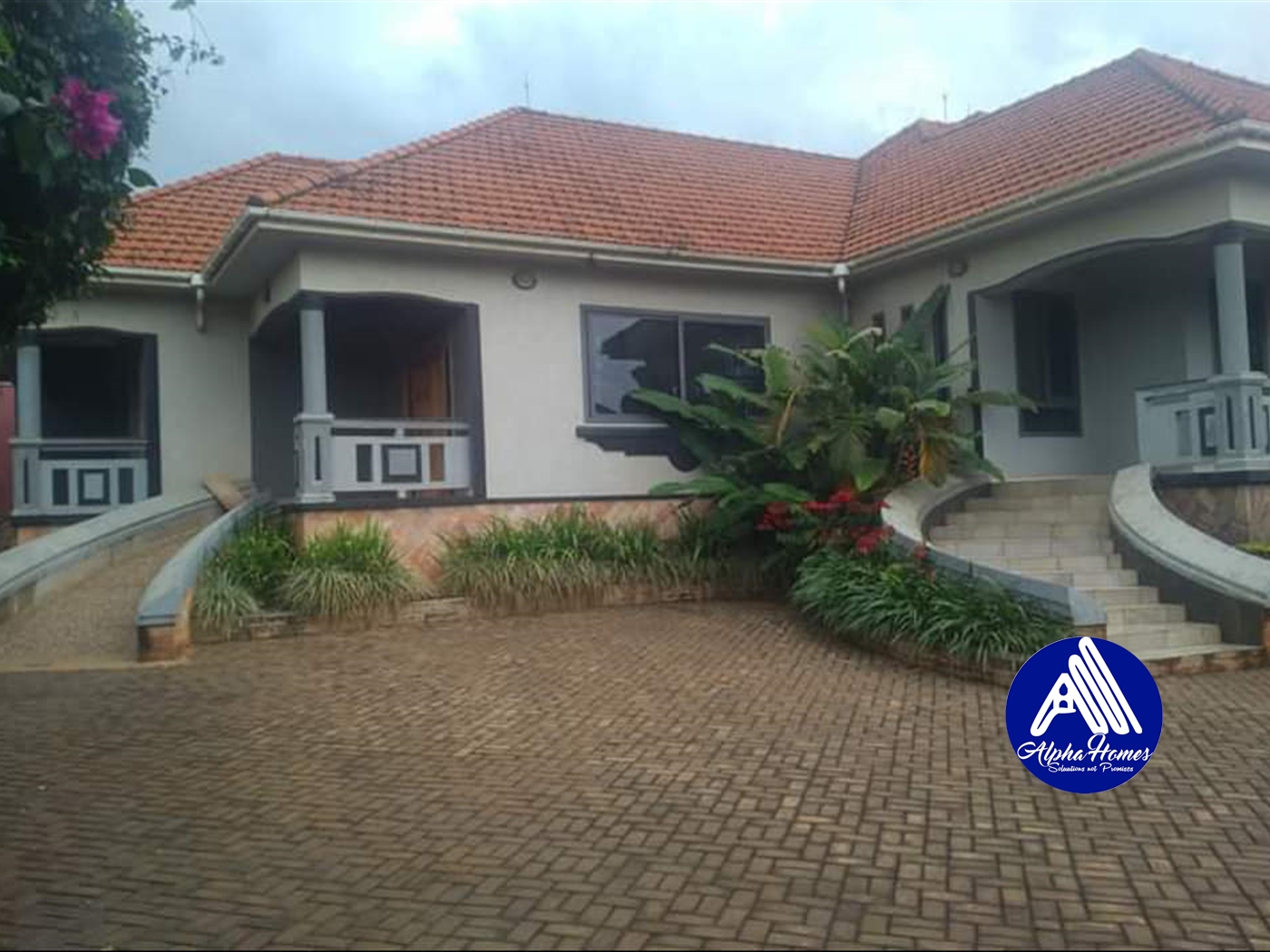 Bungalow for sale in Kiwaatule Kampala