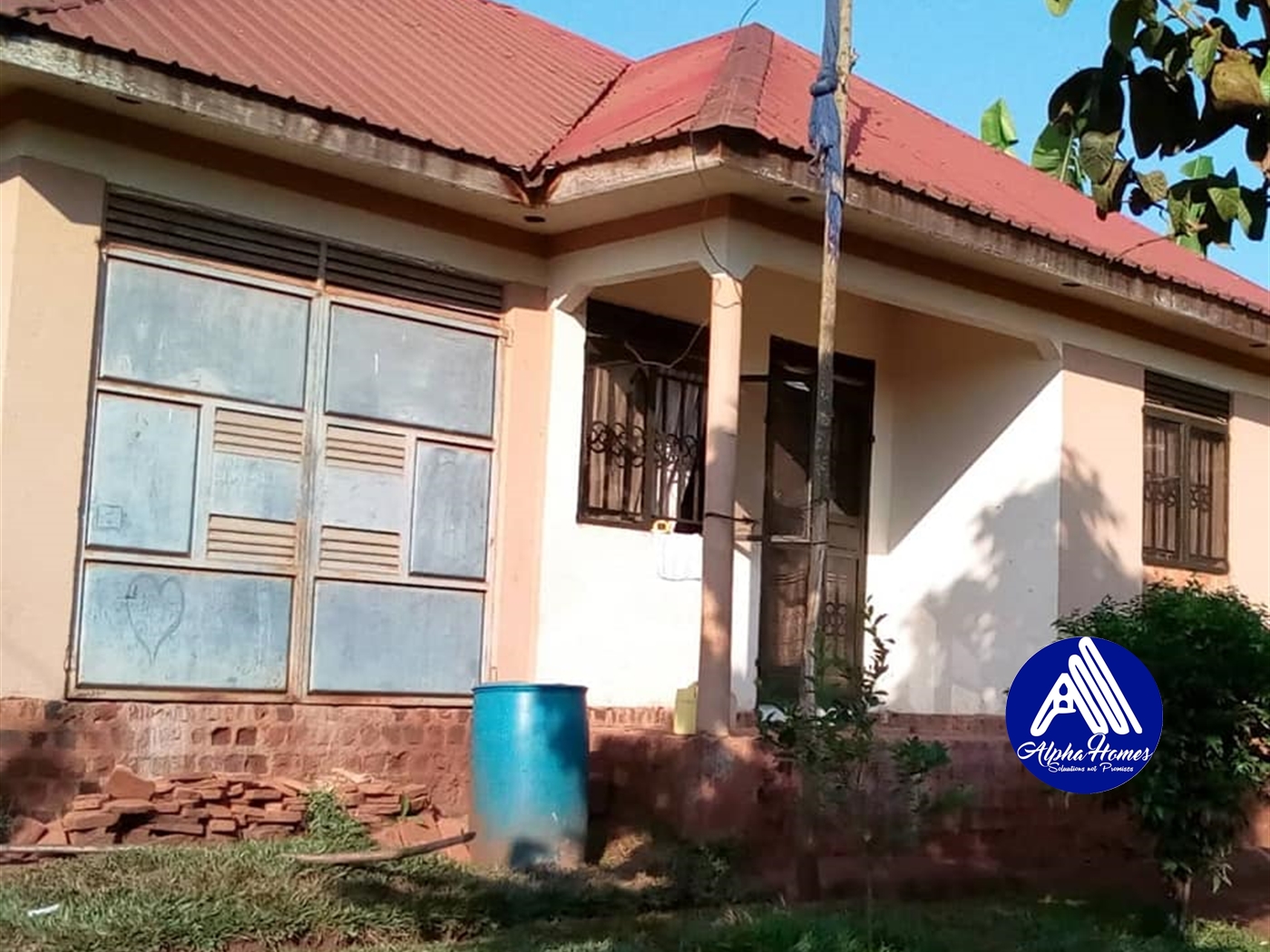 Bungalow for sale in Seguku Wakiso